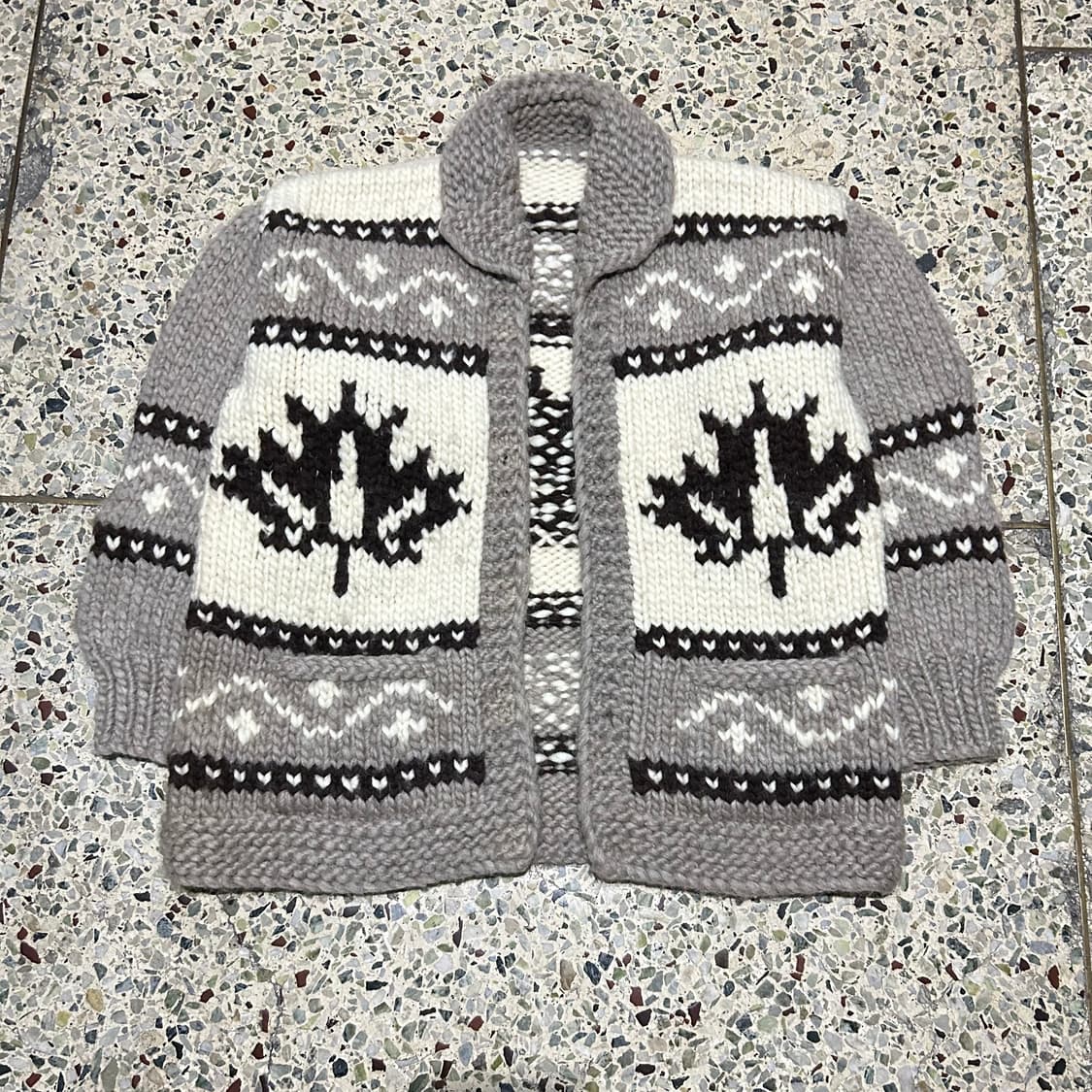 캐나다 빈티지 코위찬 니트 자켓 상품이미지1