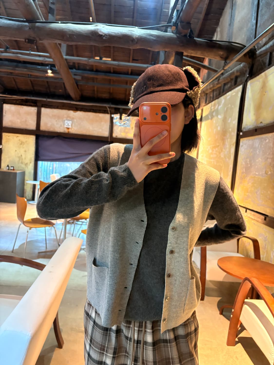 Two&half company 램스울 배색 베스트 상품이미지3