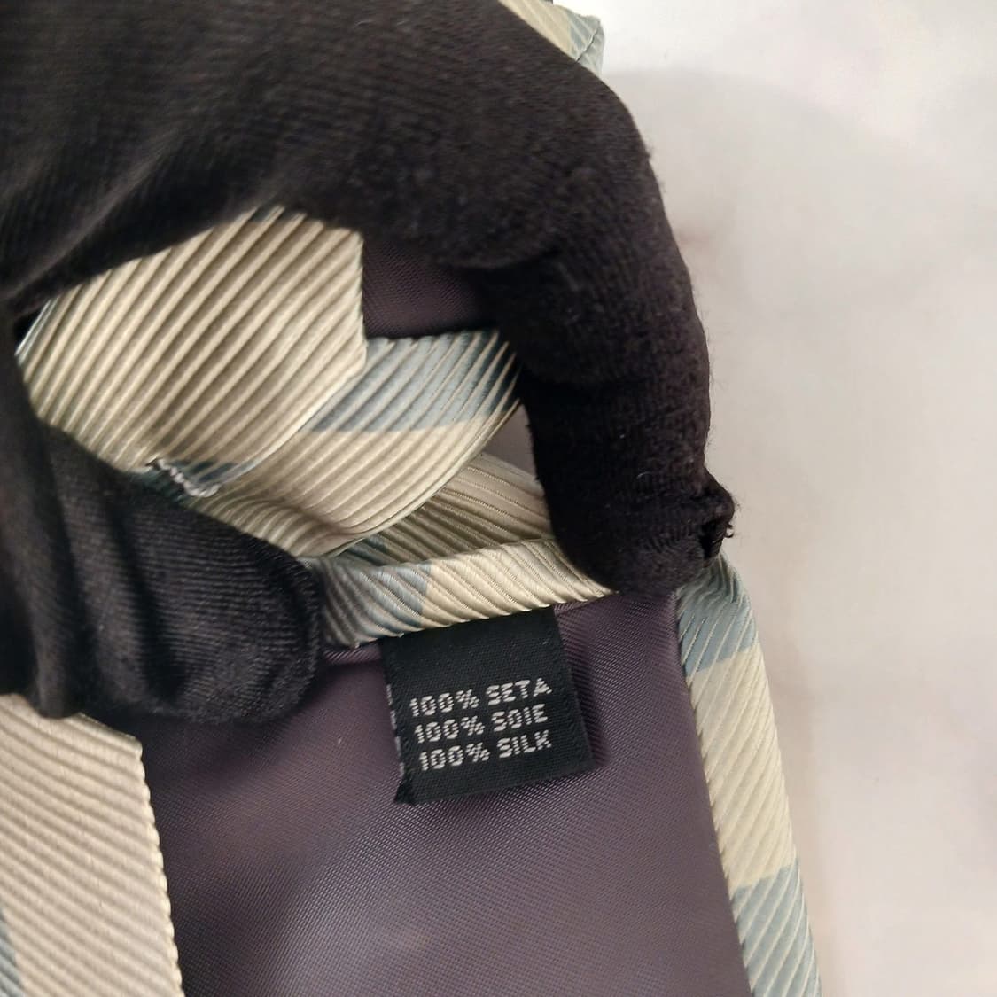 지안프랑코 페레 실크 스트라이프 넥타이 8.8cm A등급 A18848
 상품이미지9