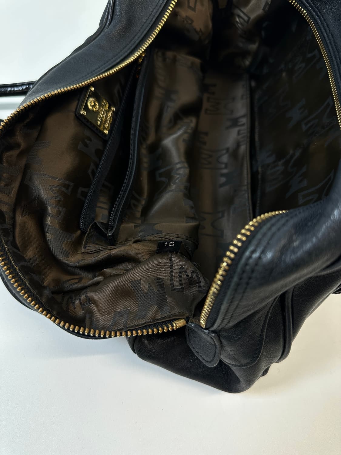 메트로시티 금장 버클 숄더백  상품이미지5