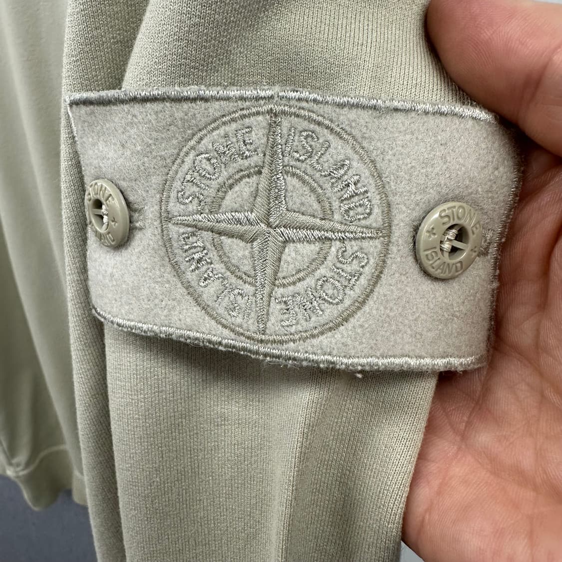 스톤아일랜드 고스트피스 와펜 맨투맨 티셔츠 L 105 상품이미지4
