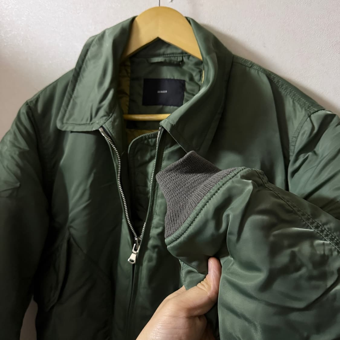 비이커 남녀공용 항공 점퍼 (여성 77, 남성 100정도) 상품이미지3