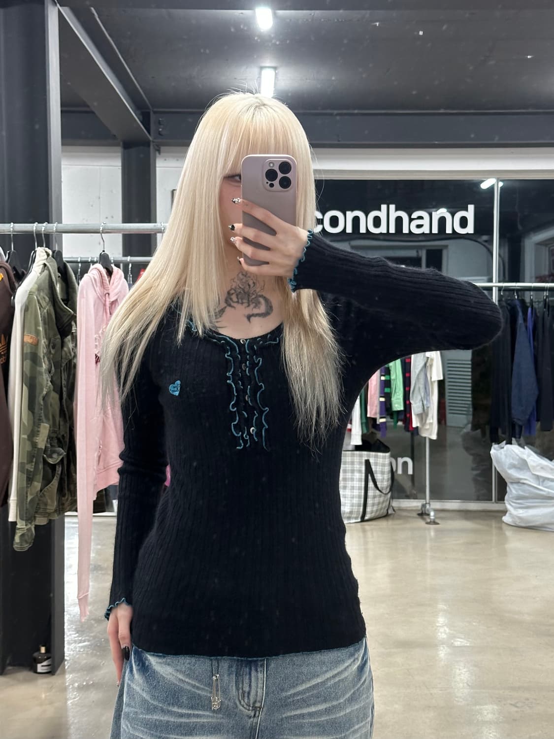 히스테릭 글래머 하트자수 프릴  배색 포인트 니트 슬리브 상품이미지1