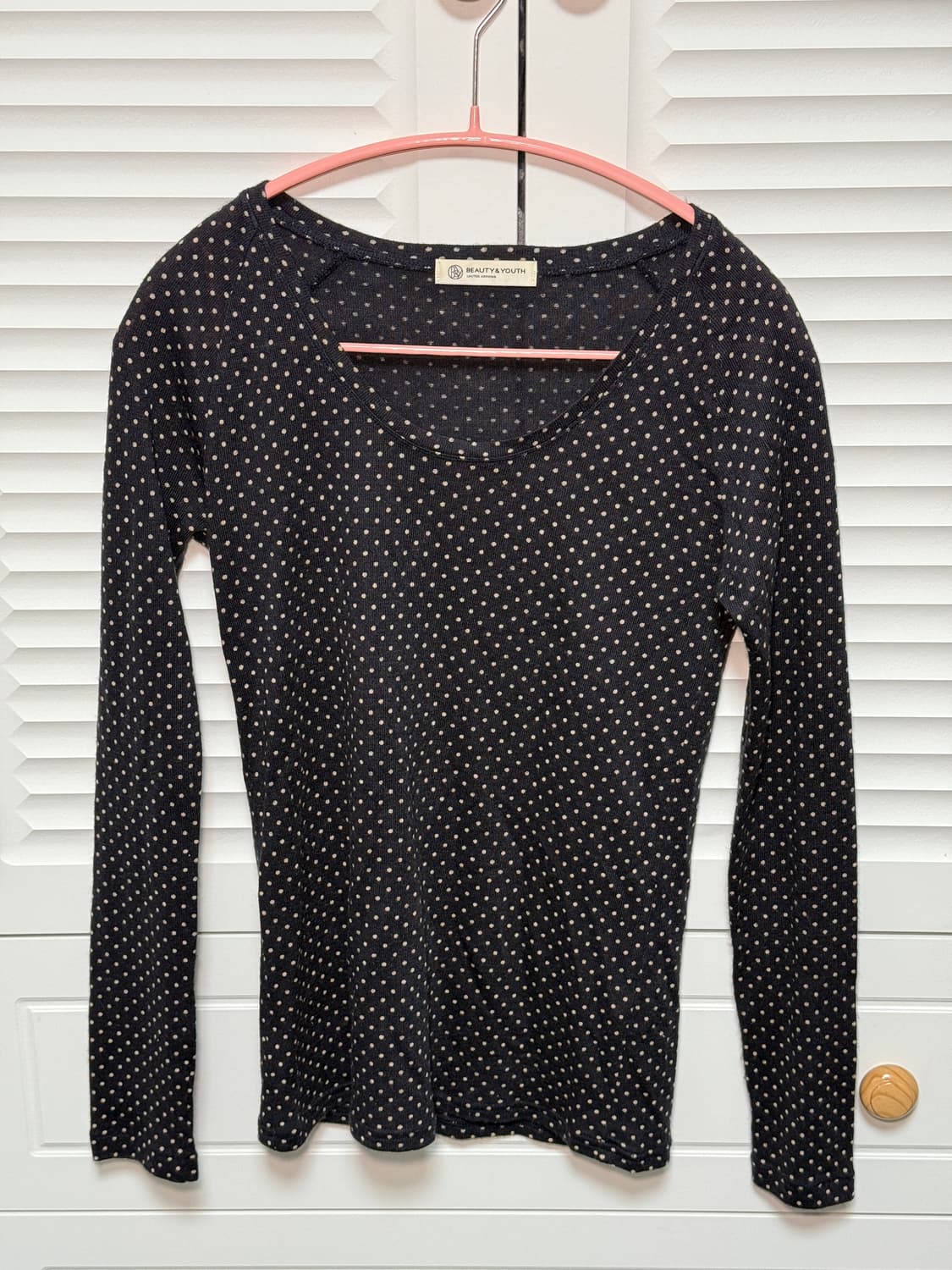 블랙 도트 긴팔티 ( 베이지 도트 ) 상품이미지1