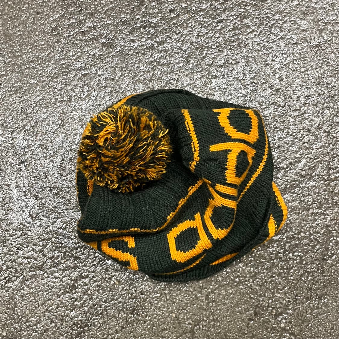 00s 아디다스 로고 방울 비니 상품이미지3