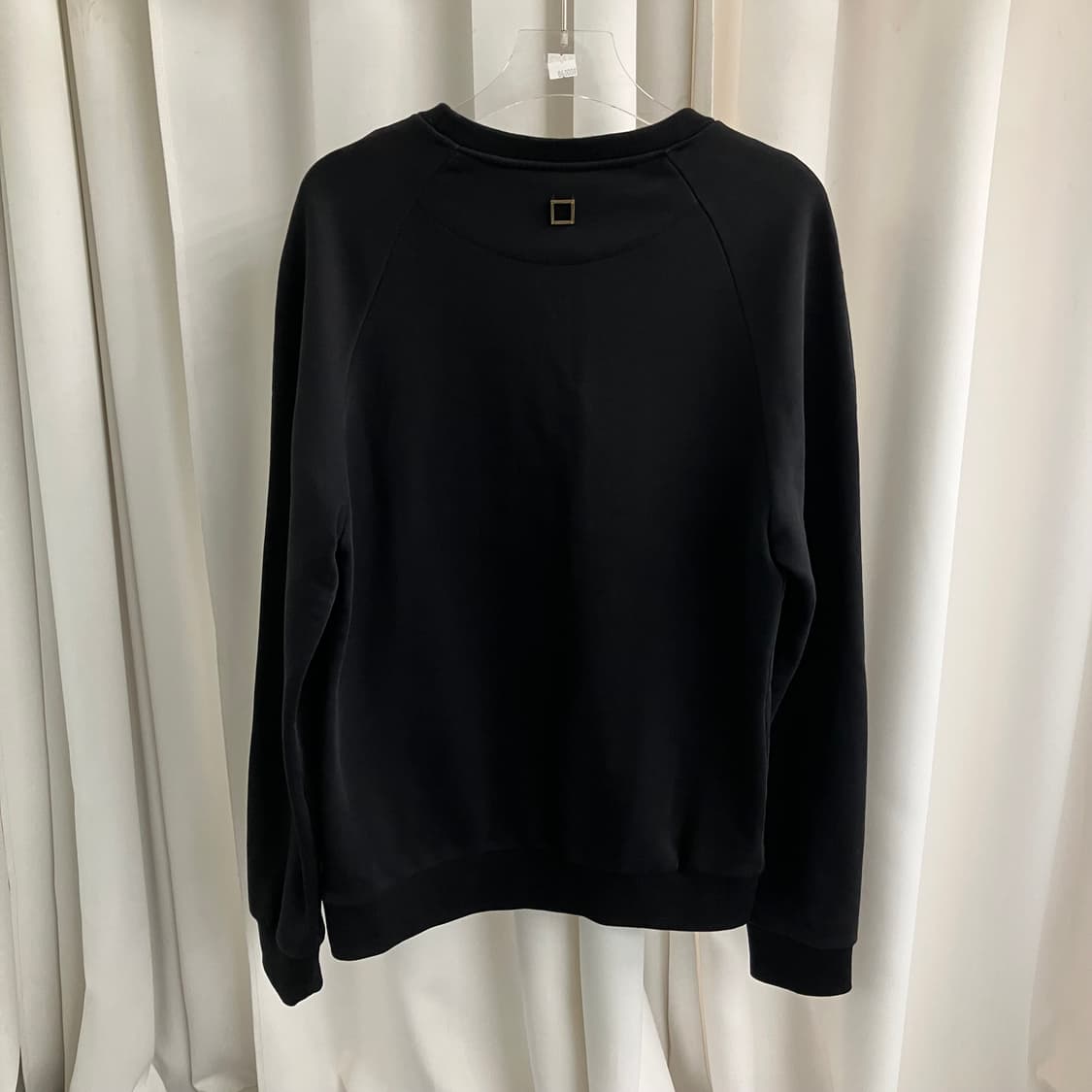 우영미 블랙 스퀘어 스웨트셔츠 50 상품이미지2
