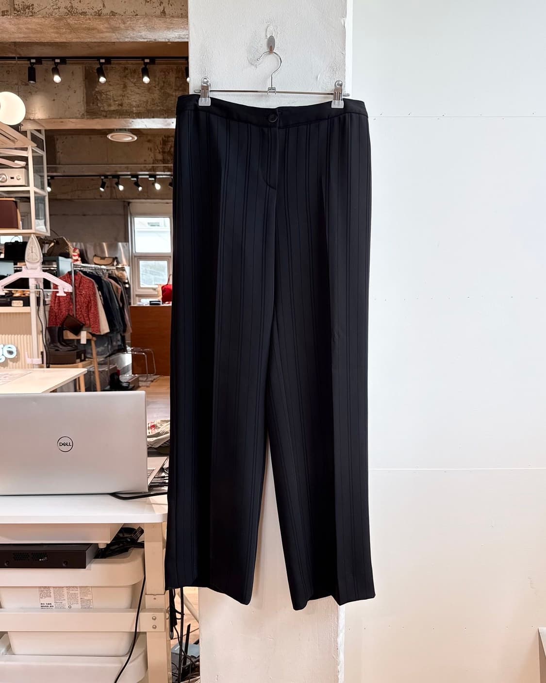 아르마니 꼴레지오니 블랙 스트라이프 슬랙스 팬츠  상품이미지2