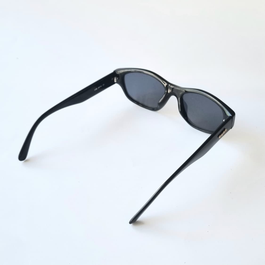 데드스탁 블랙 스텐다드 뿔테 선글라스 상품이미지5