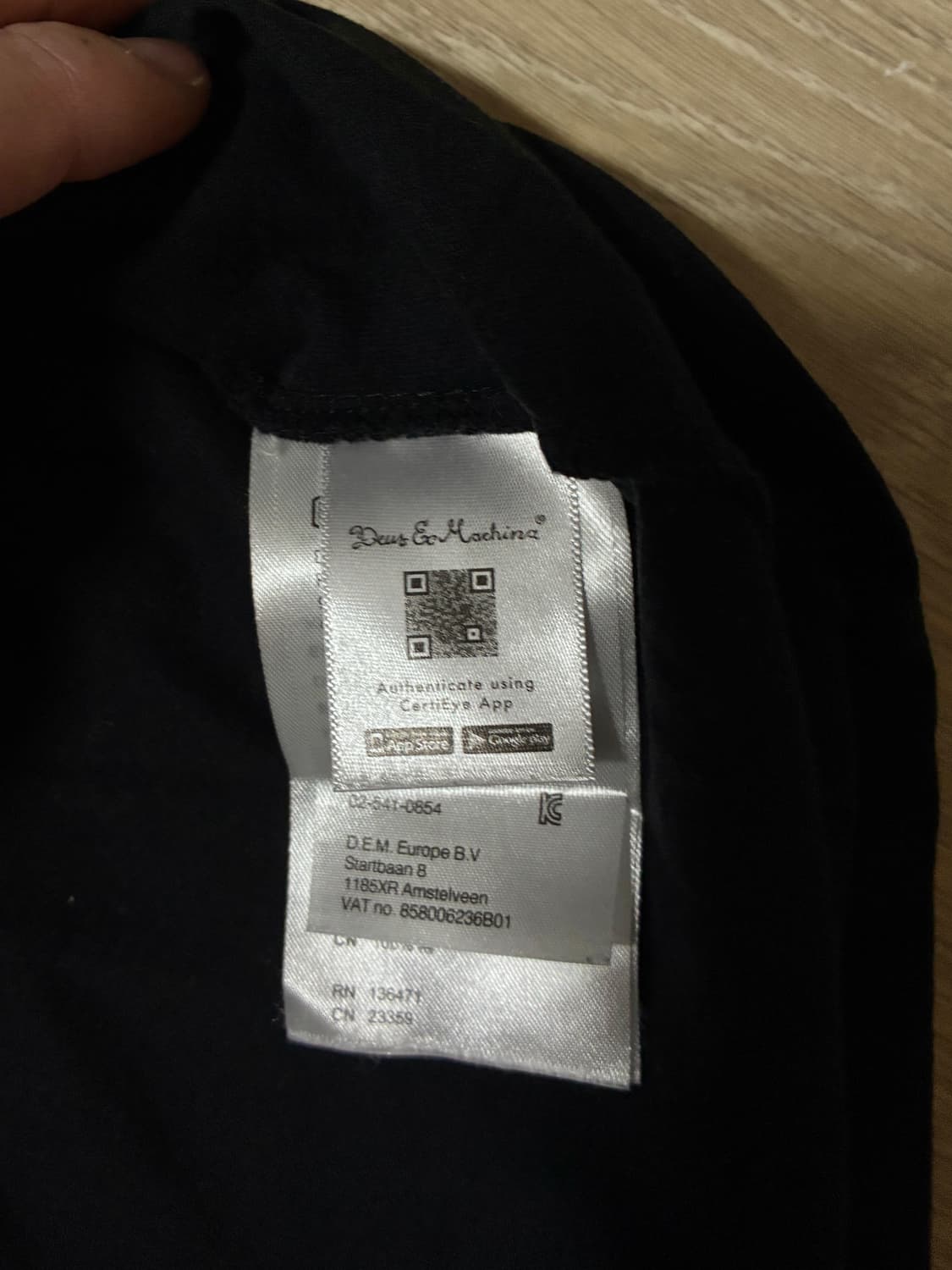 데우스 엑스 마키나 반팔 xl 상품이미지3