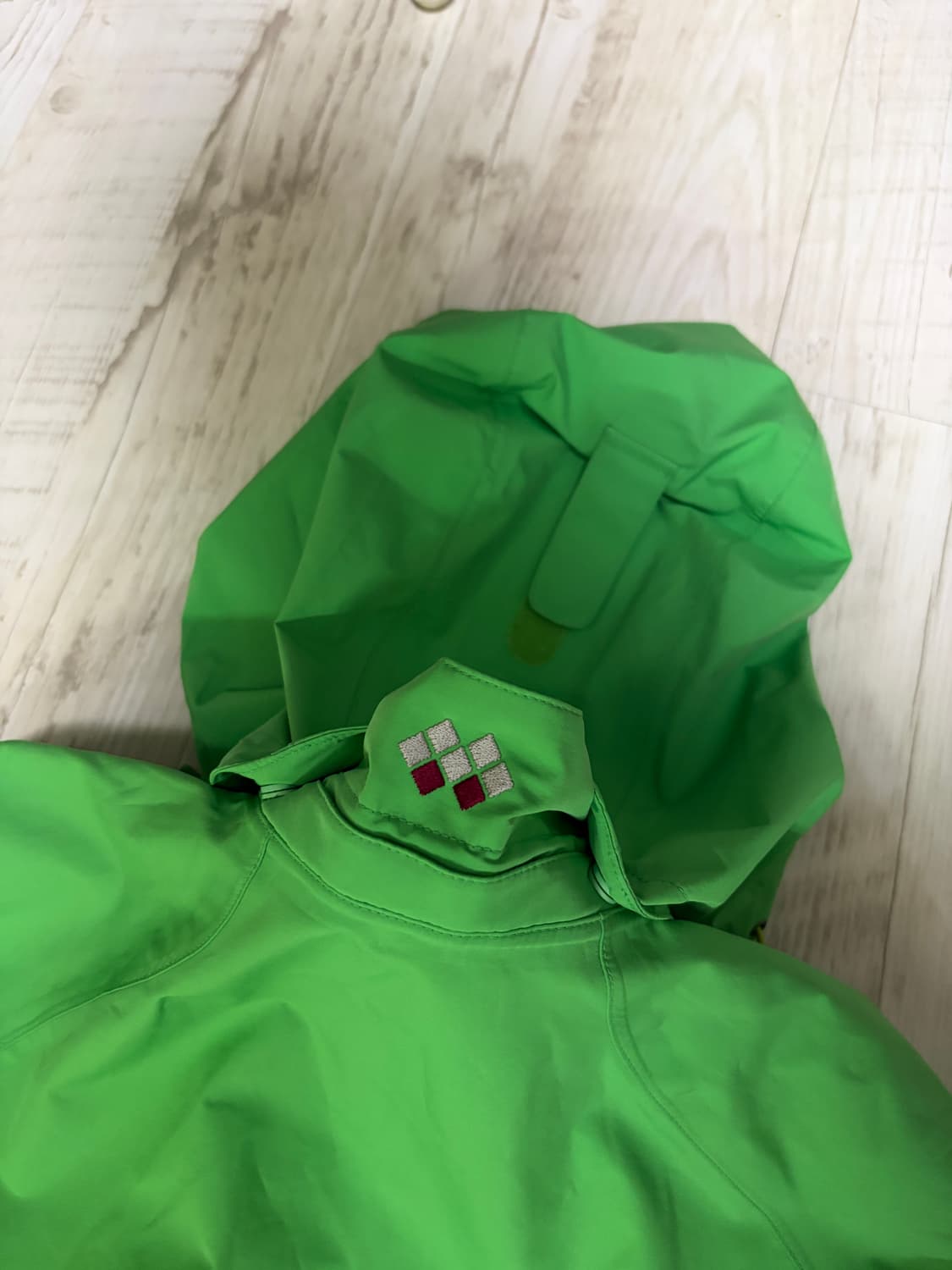 [S] 몽벨 고어텍스 윈드스토퍼 자켓 그린 상품이미지4