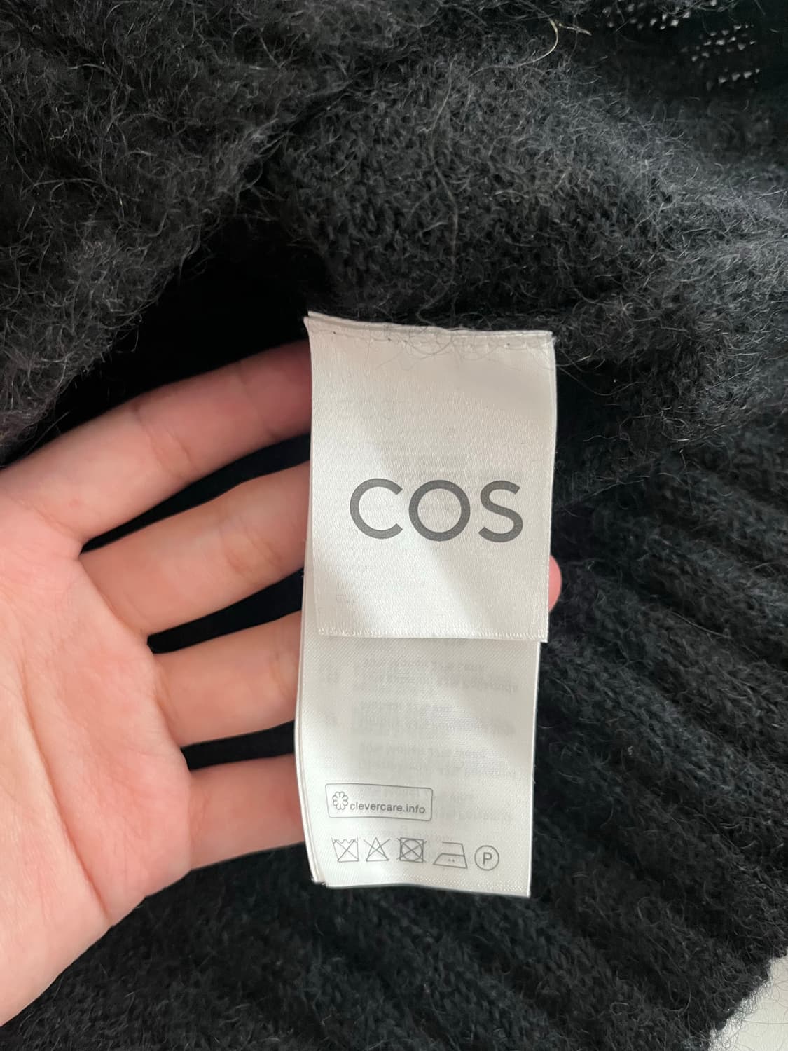 M) 코스 COS 레귤러핏 모헤어 블렌드 니트 상품이미지4
