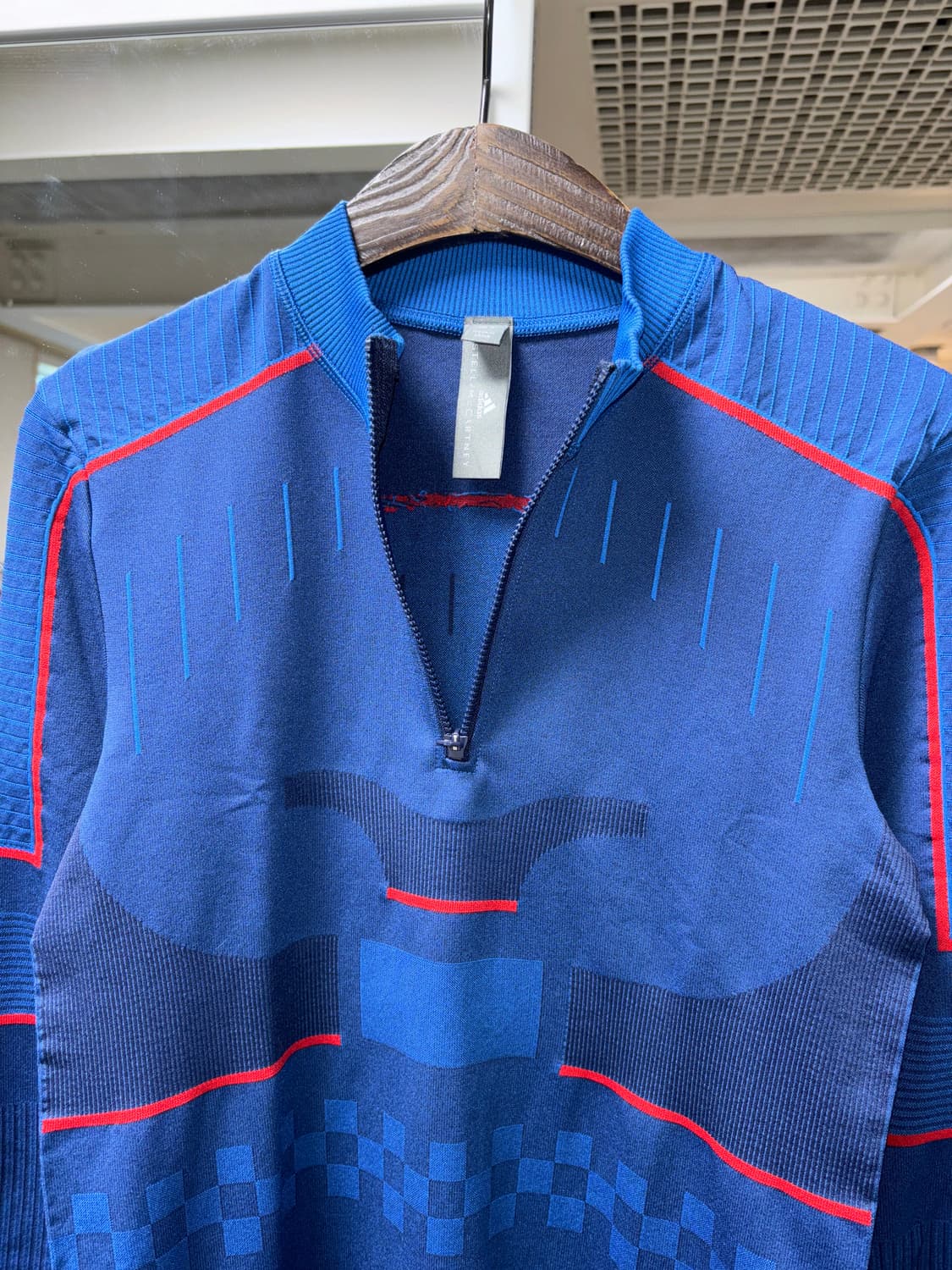 아디다스 스텔라 매카트니 하프집업 상품이미지3