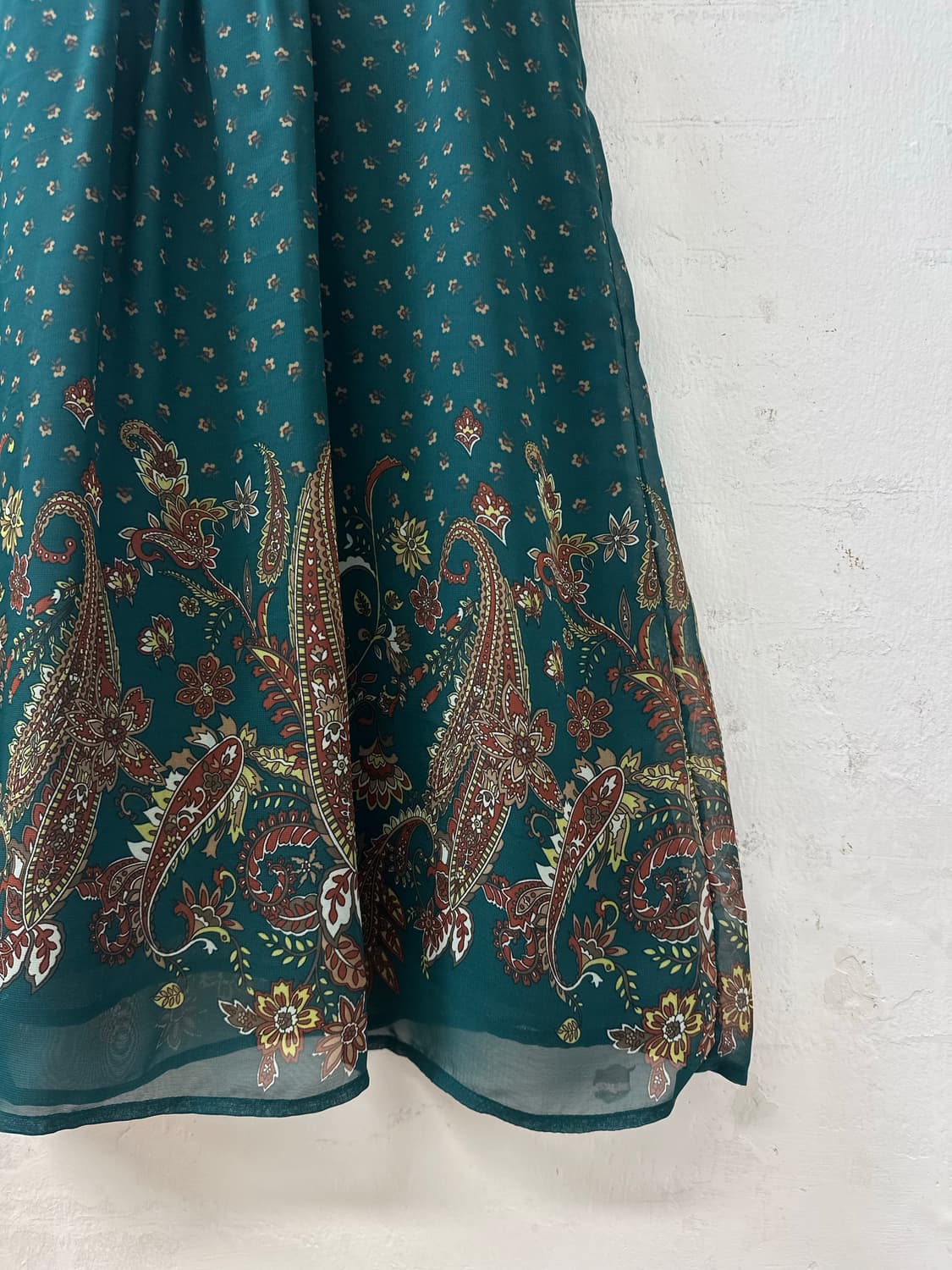 일본빈티지 딥그린 페이즐리 보더 플로럴 패턴 핀턱 슬리브리스 원피스 상품이미지3