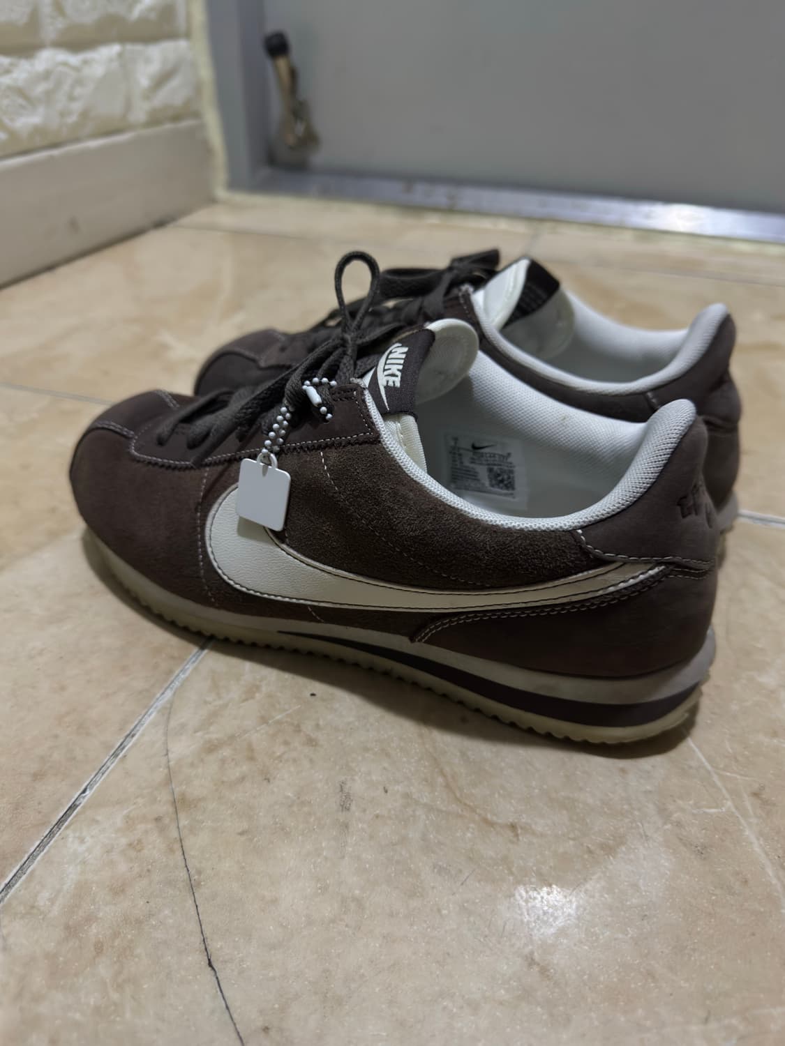 나이키 코르테즈 SE 한글날 바로크 브라운 세일 250 상품이미지4