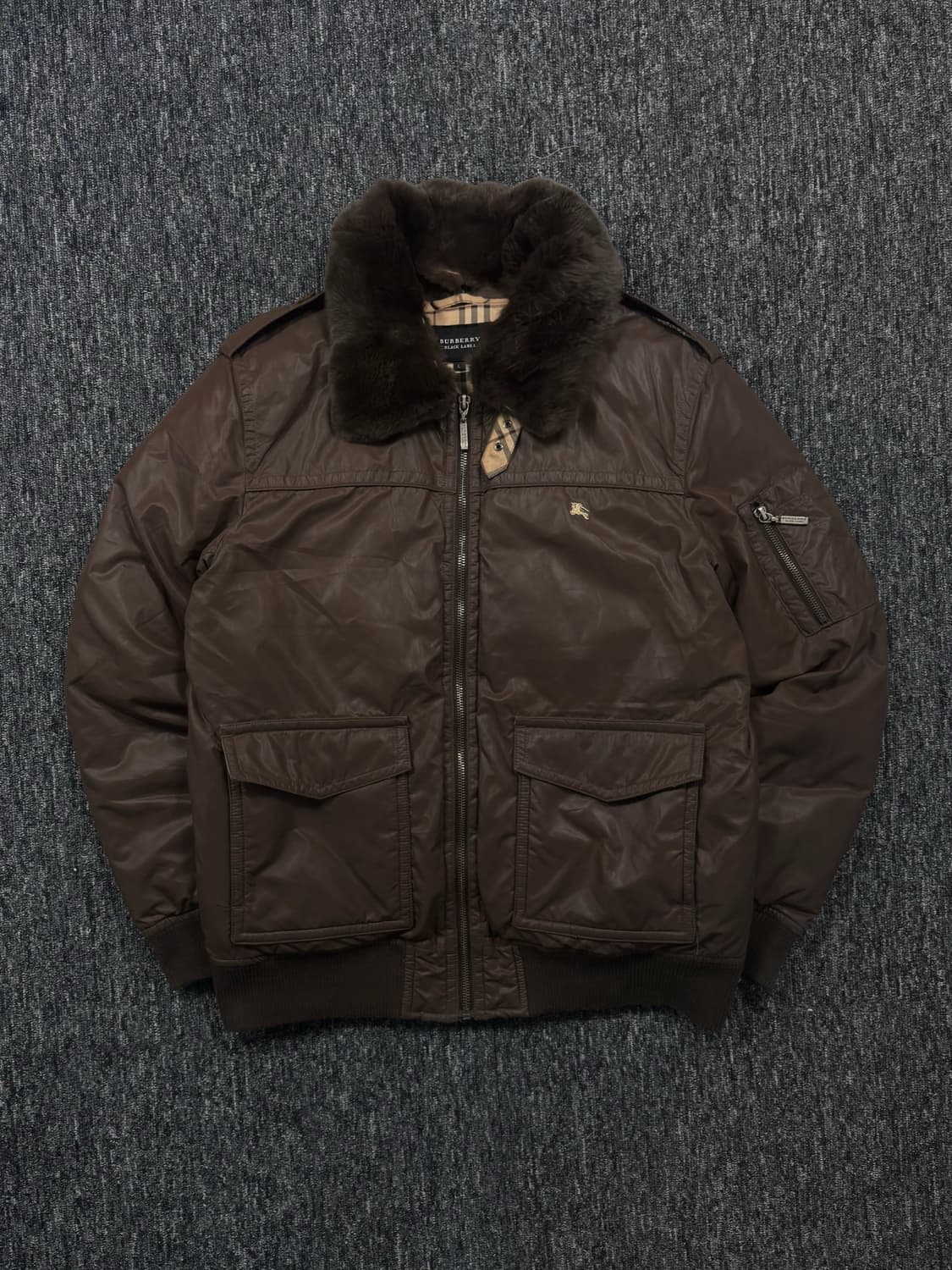 버버리 블랙 라벨 패딩 자켓 상품이미지4