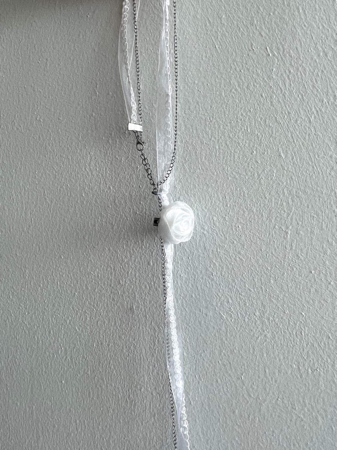 handmade white rose necklace 상품이미지8