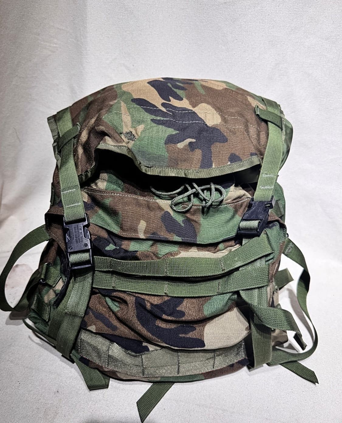 m81 우드랜드 카모 몰리 메인백 상품이미지1