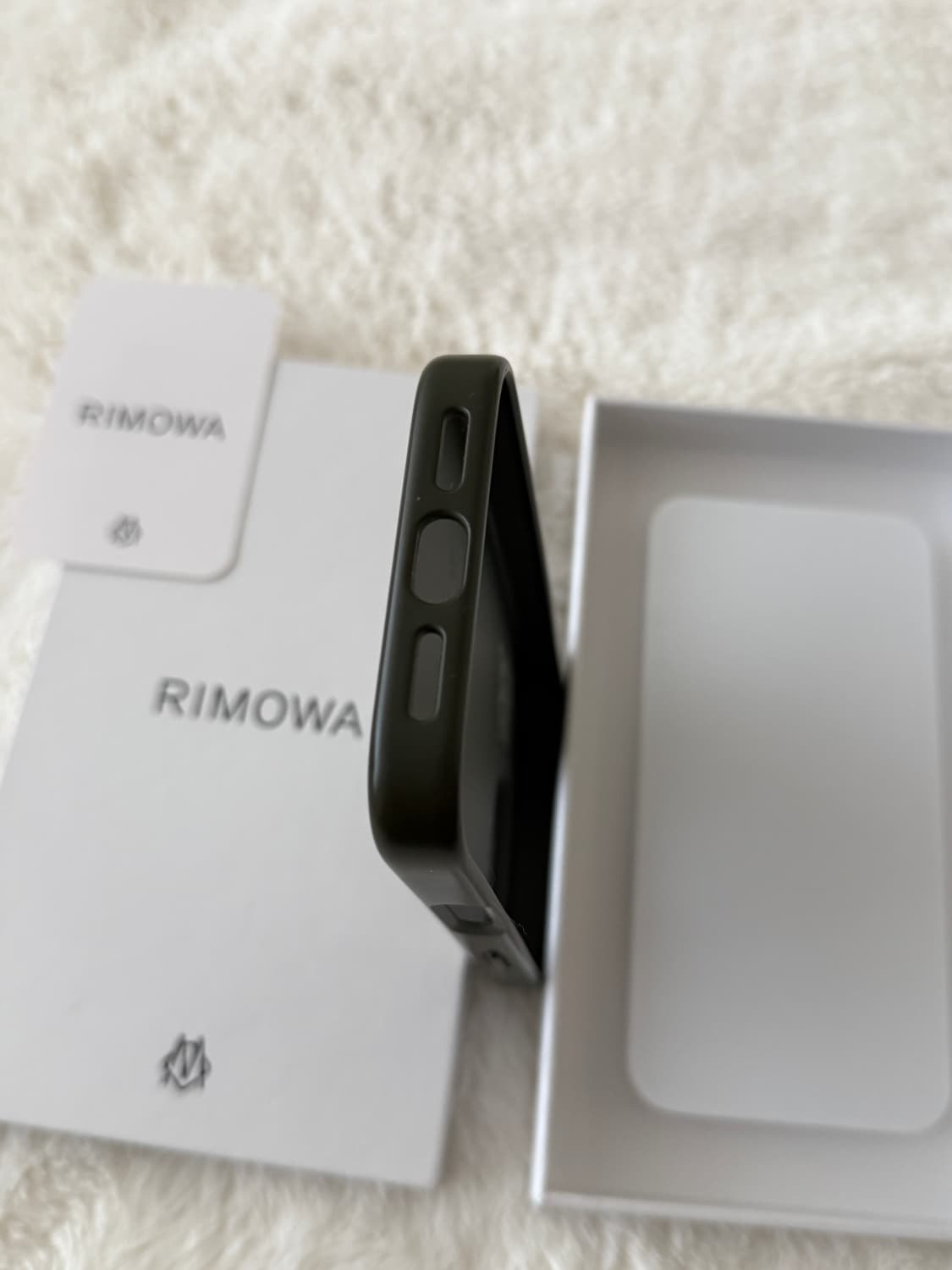 리모와 아이폰 16프로 케이스 (내추럴티타늄) 상품이미지7