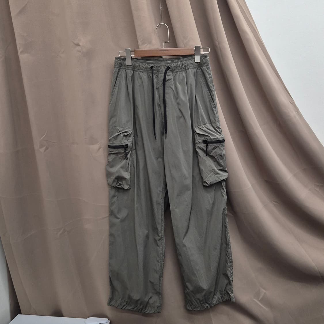 에잇세컨즈 와이드 카고 포켓 팬츠 S 상품이미지1
