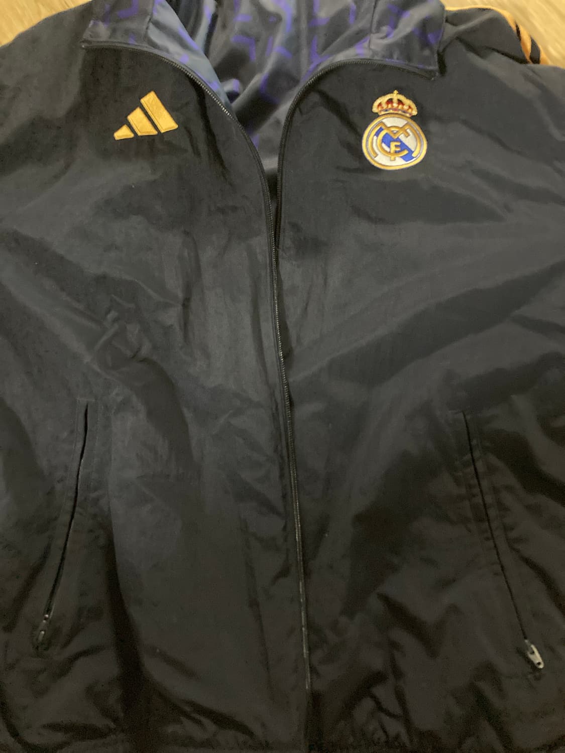 아디다스 레알마드리드 바람막이 상품이미지1