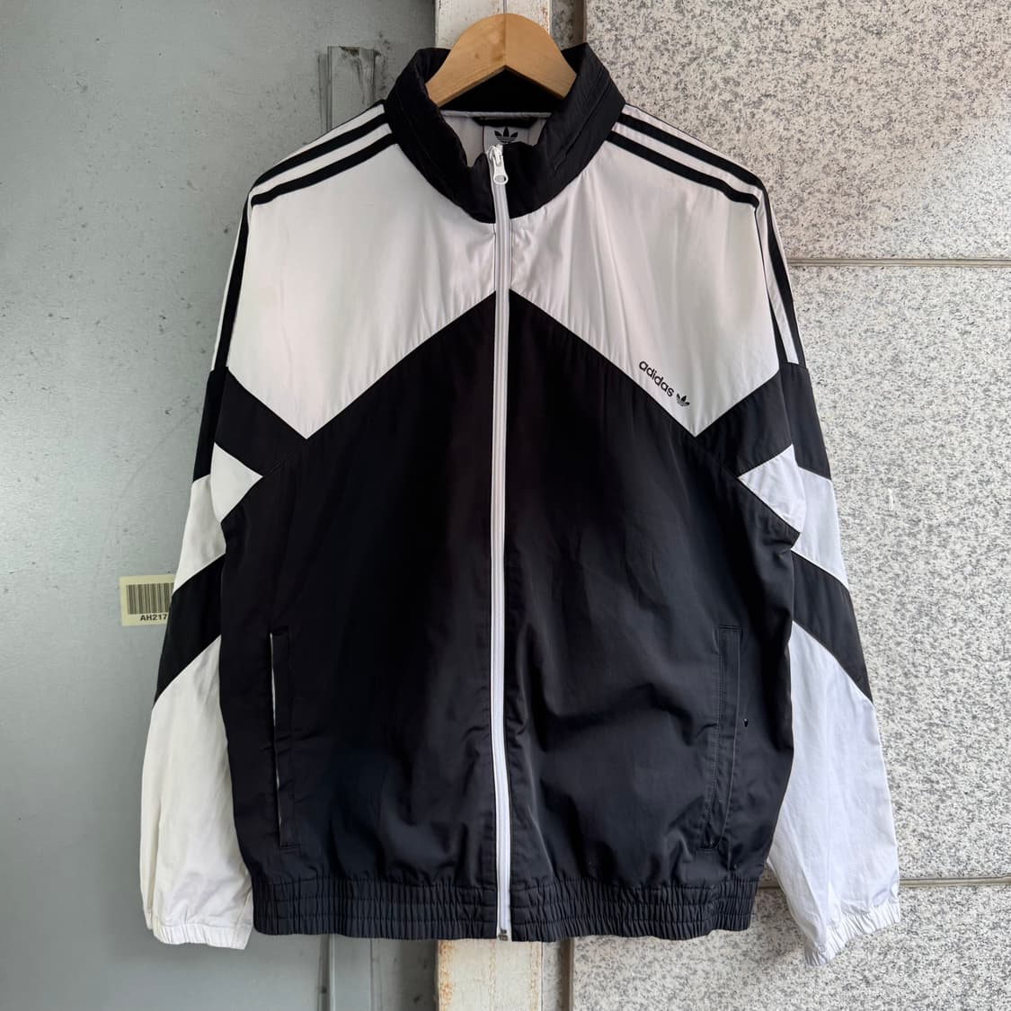 아디다스 블럭 라인 바람막이 자켓 상품이미지2