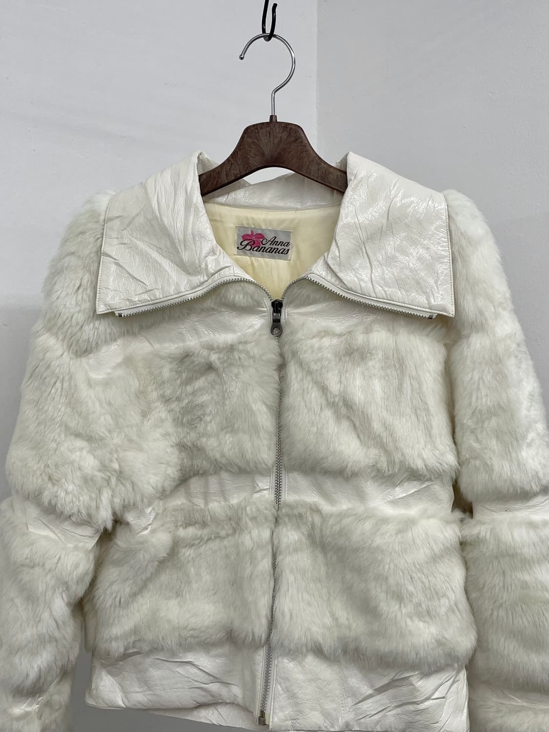 화이트 갸루 카라 퍼 자켓  상품이미지5