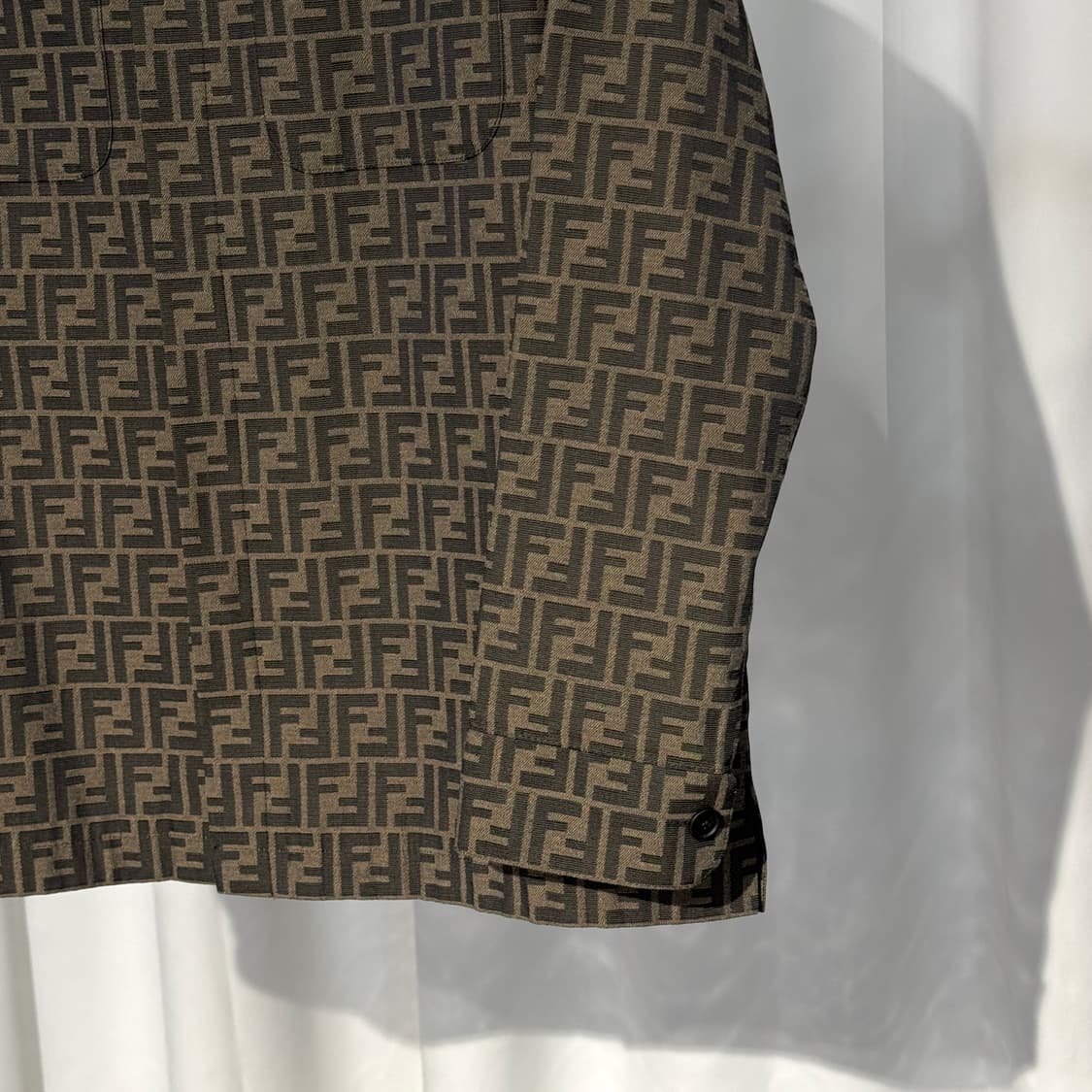 [새상품급/48] 24SS 펜디 FF 로고 자카드 패브릭 오버 셔츠 자켓 상품이미지3