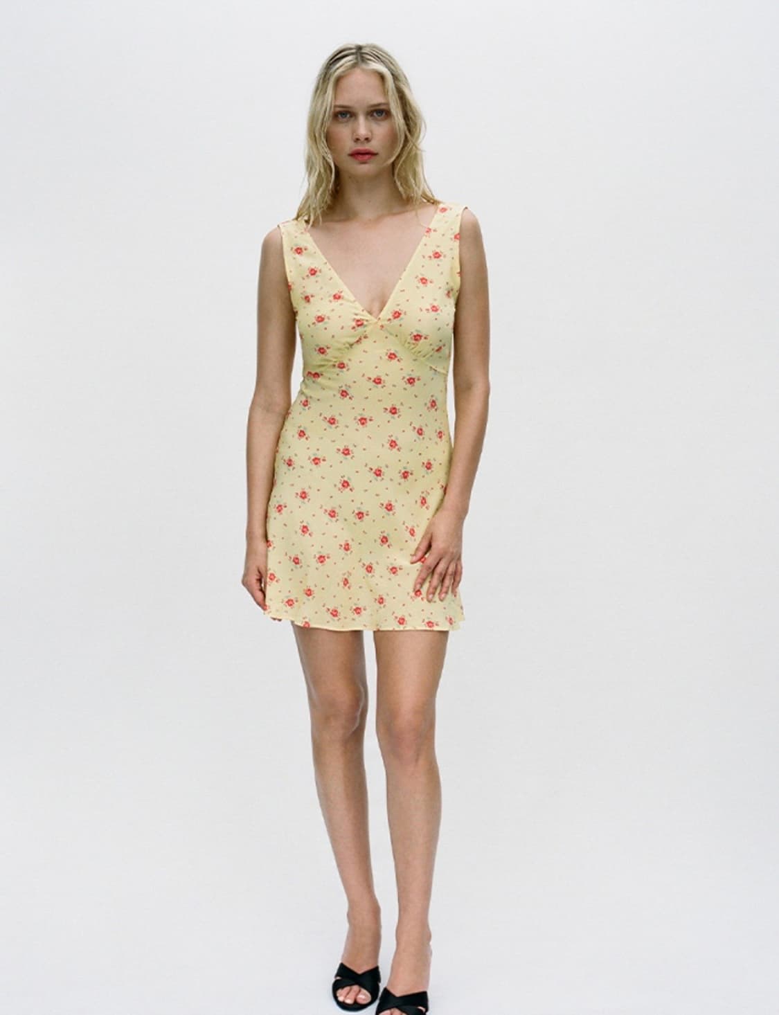 (최윤지 착용) 리얼리제이션 이사벨 원피스 상품이미지2