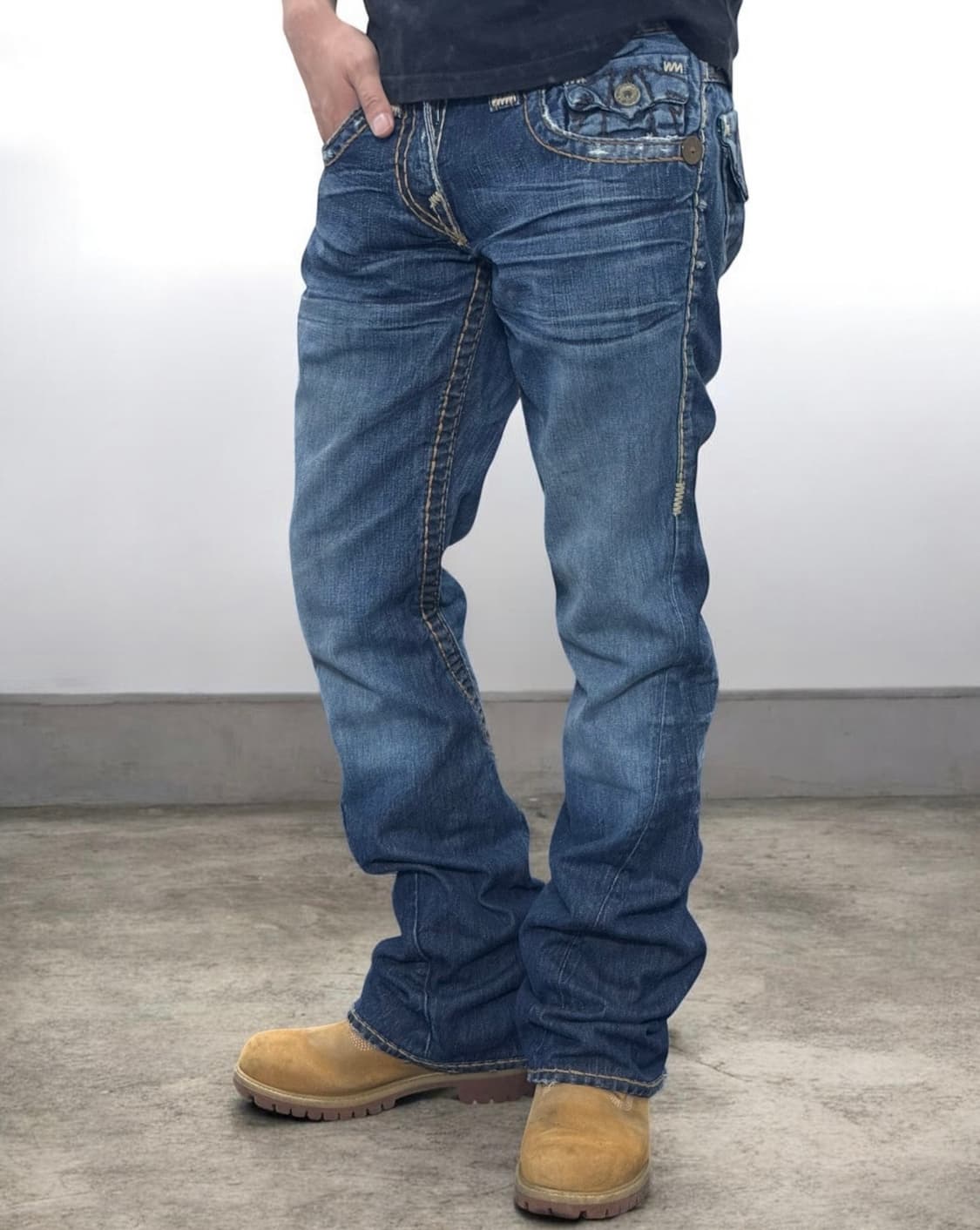 트루릴리젼 월드투어 조이 슈퍼티 플레어 부츠컷 데님팬츠 상품이미지1