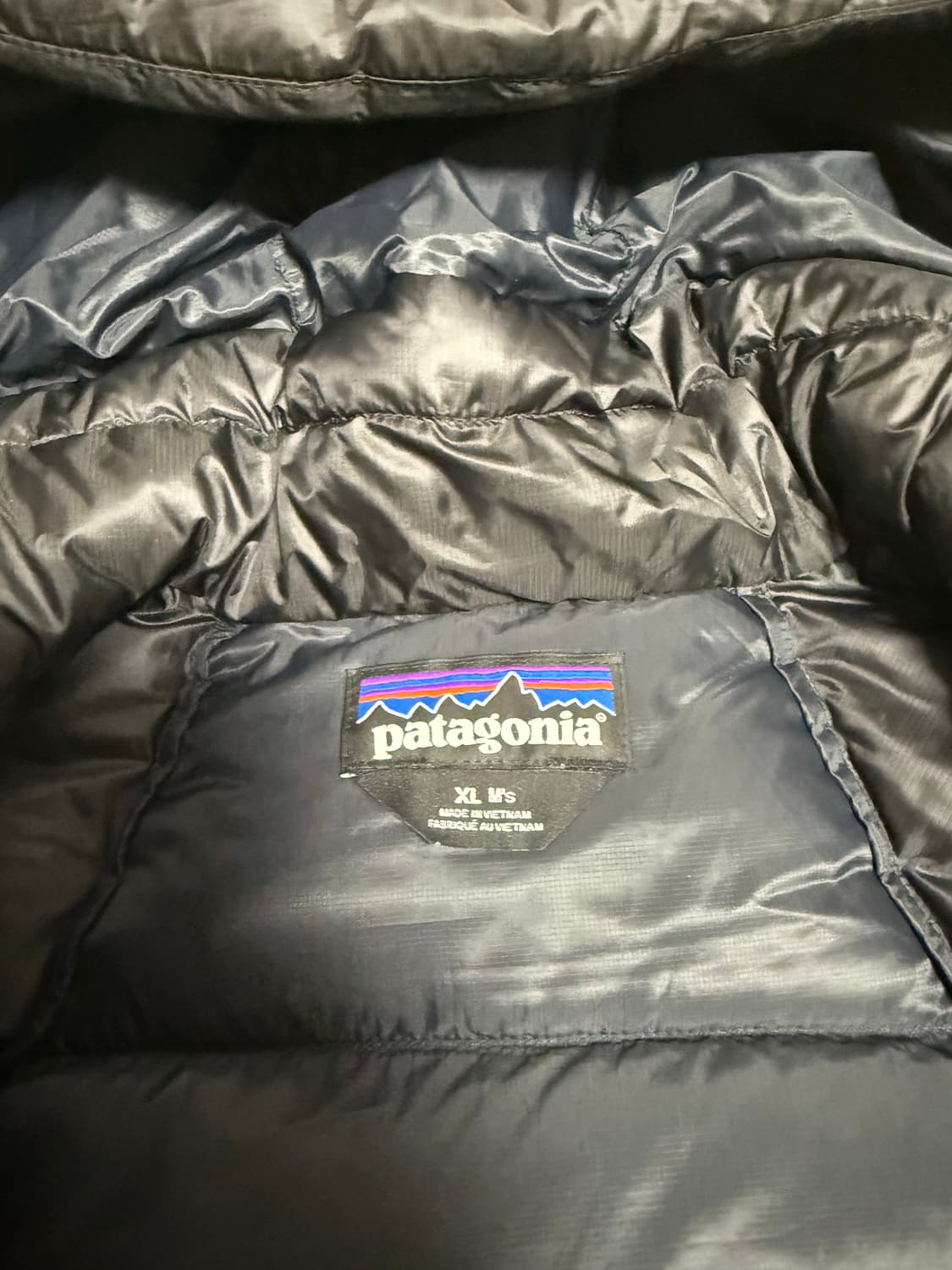 파타고니아 패딩 XL 상품이미지2