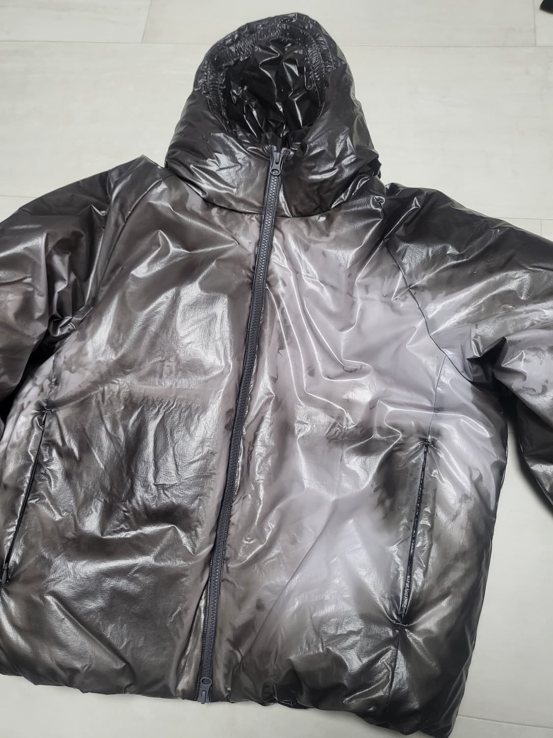 인사일런스 열감지 히트리액티브 패딩 판매합니다 L 상품이미지3