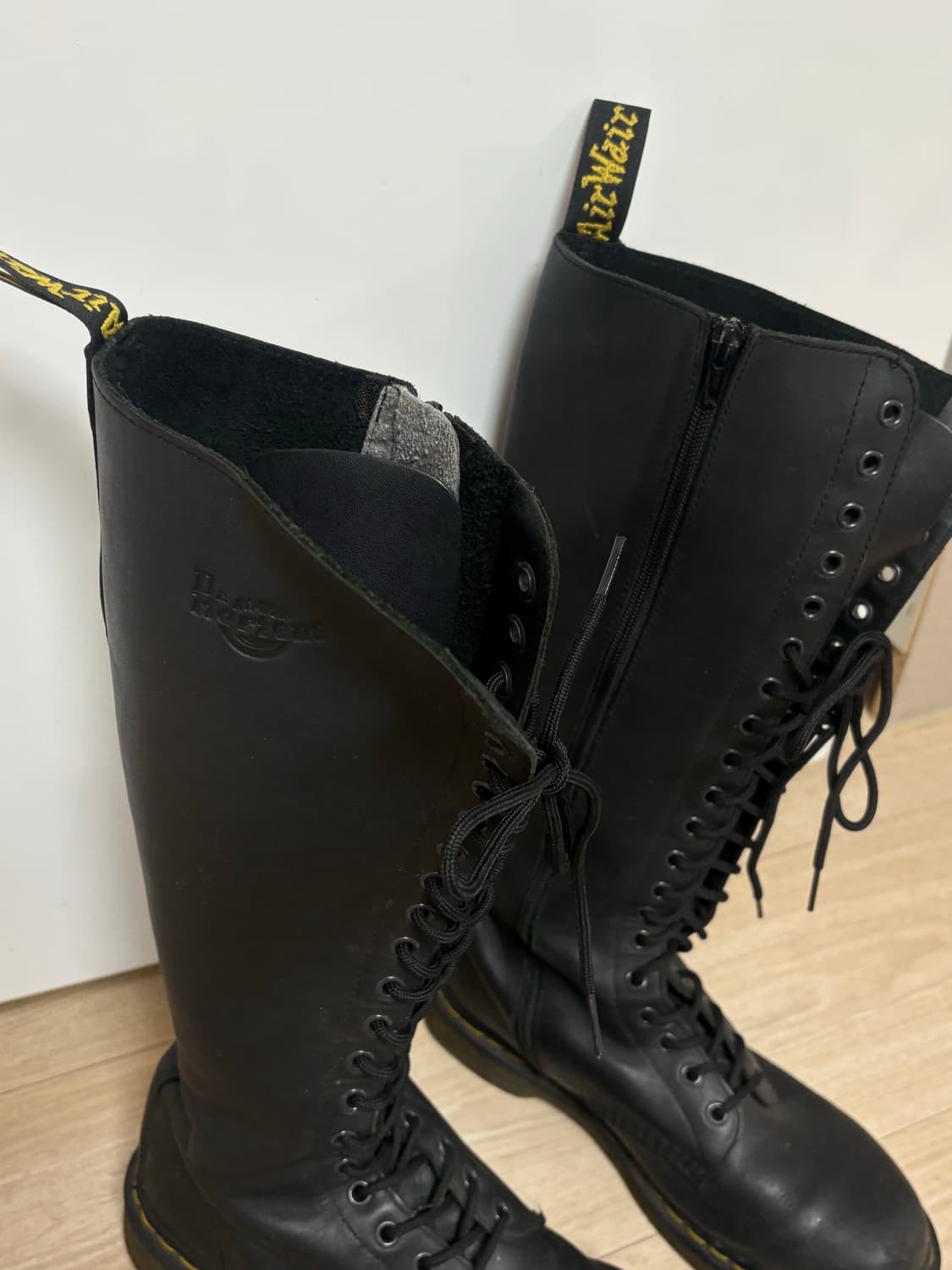 닥터마틴 1b60 20홀 블랙 롱부츠 상품이미지3