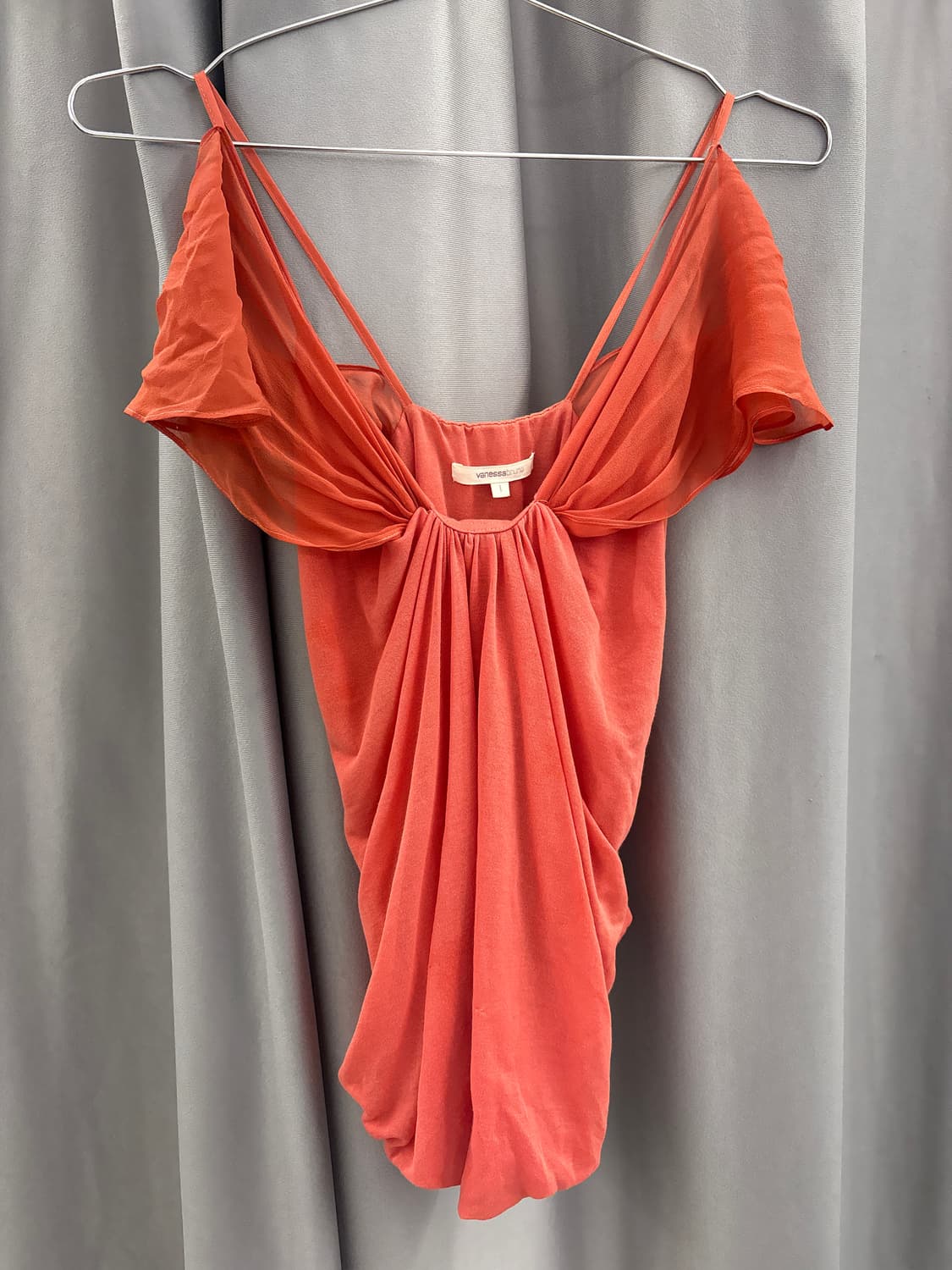 바네사브루노 오프숄더 셔링블라우스 상품이미지4