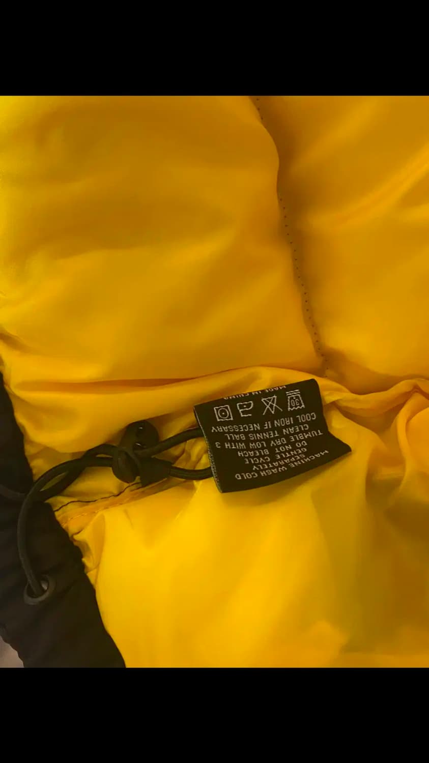 코르테이즈 볼로 Corteiz bolo v1 패딩 상품이미지6