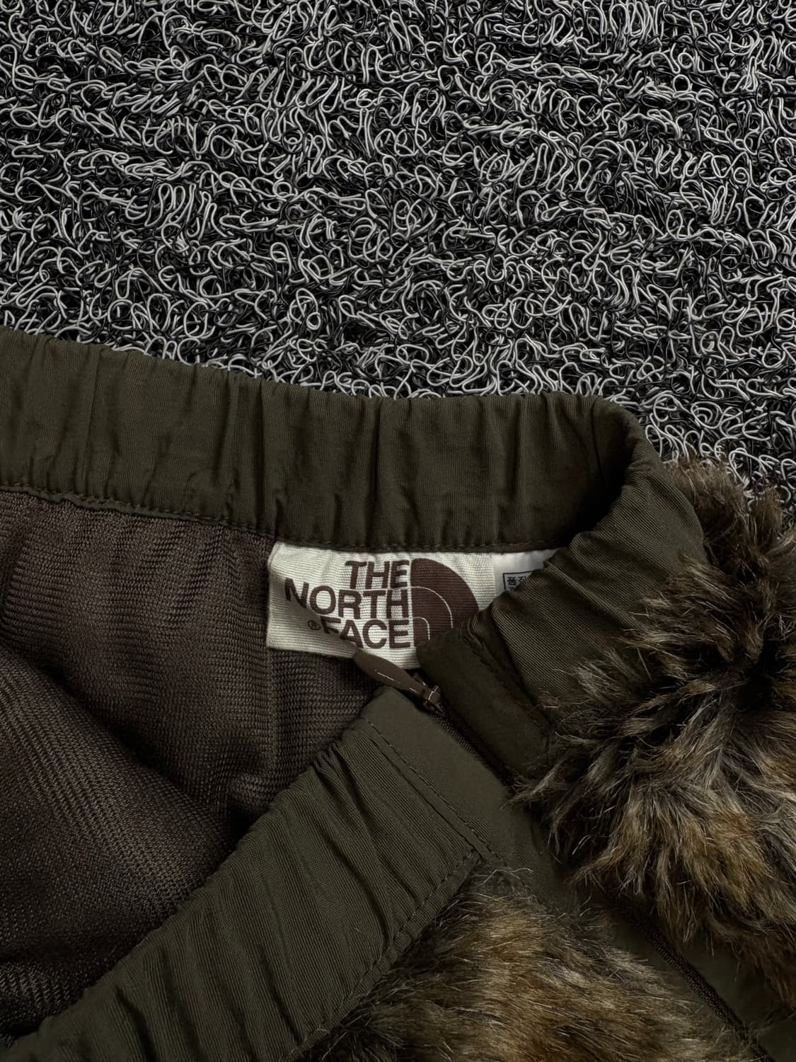 노스페이스 화이트라벨 y2k 퍼 미니 스커트 1851 상품이미지4