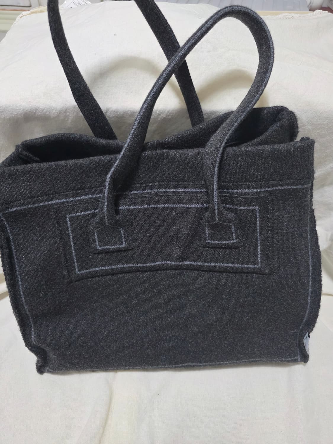 St. John Blue Label 세인트존 블루라벨 니트 토트백 차콜 상품이미지2