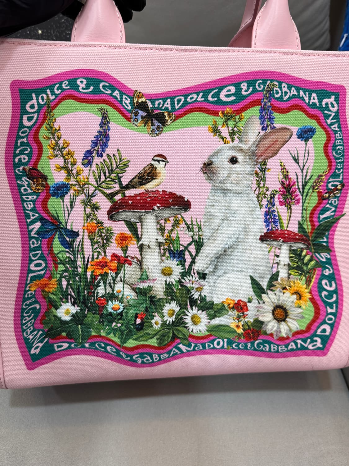 새상품급 돌체앤가바나 토끼 토트  상품이미지2