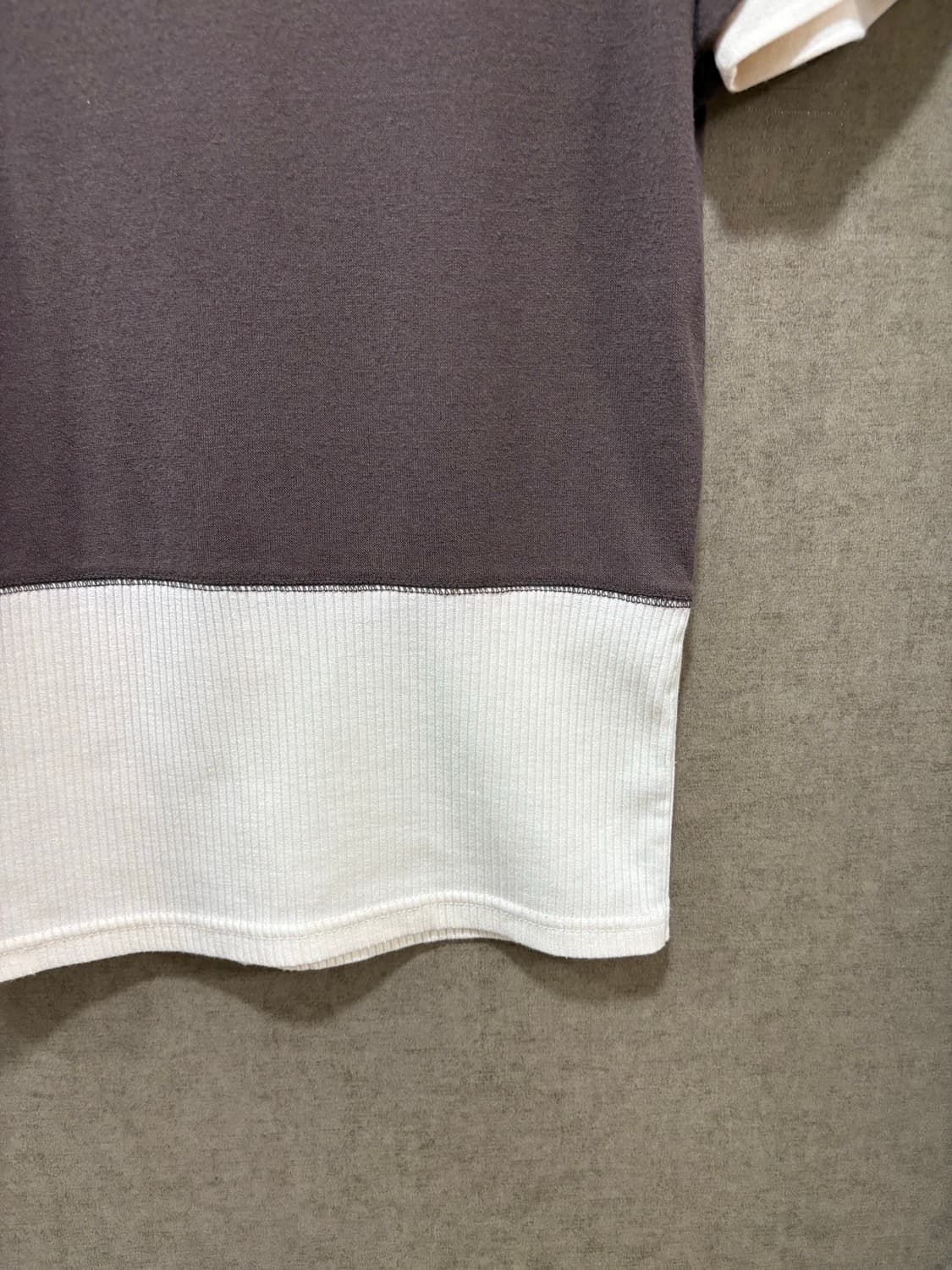 브라운 도트 로걀 탑 블라우스 상품이미지9