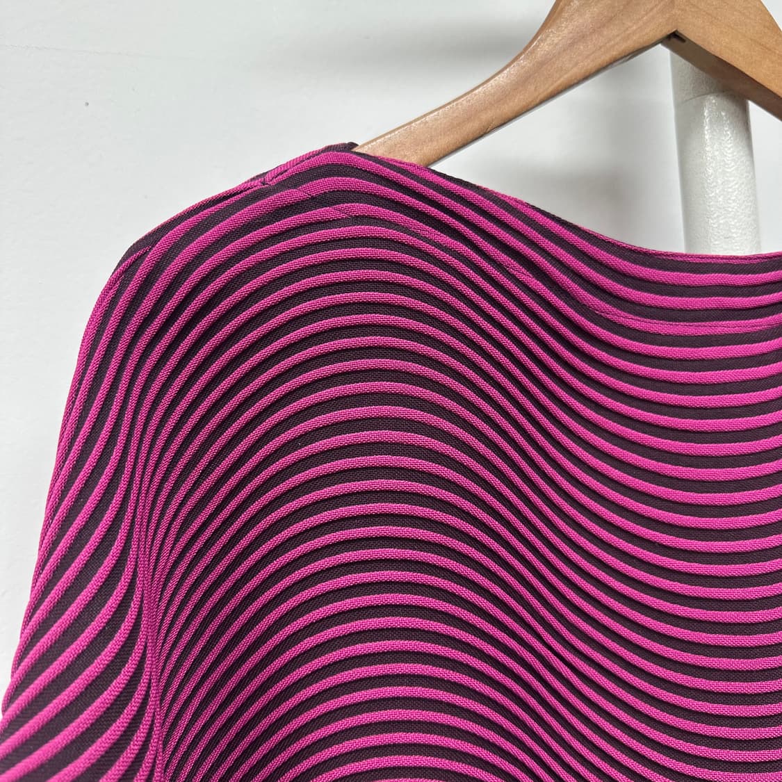 이세이미야케 웨이브 플리츠 탑 상품이미지7