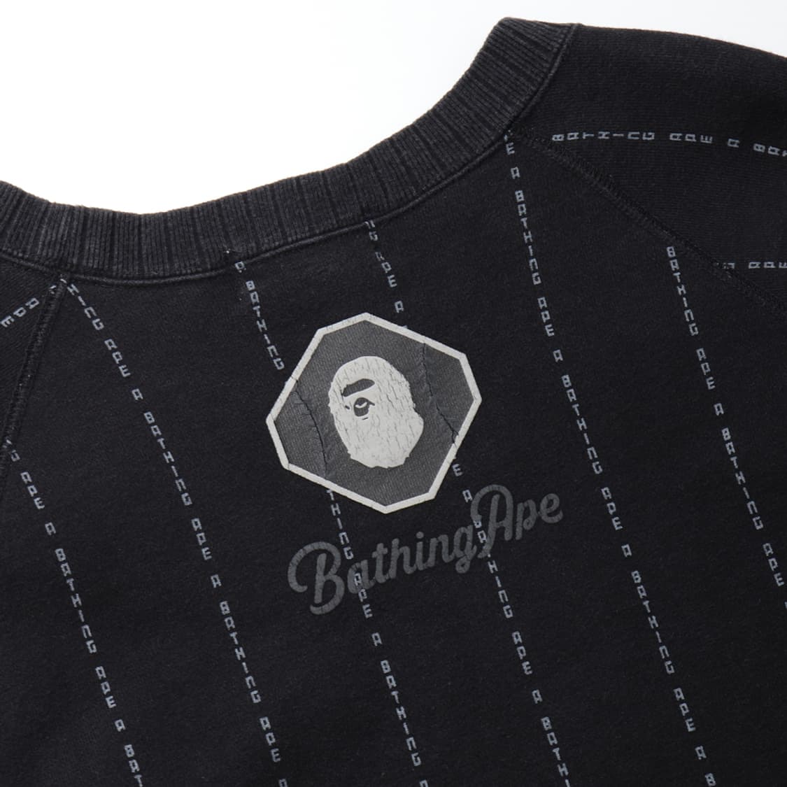 베이프 A BATHING APE Text Stripe Crewneck 상품이미지10