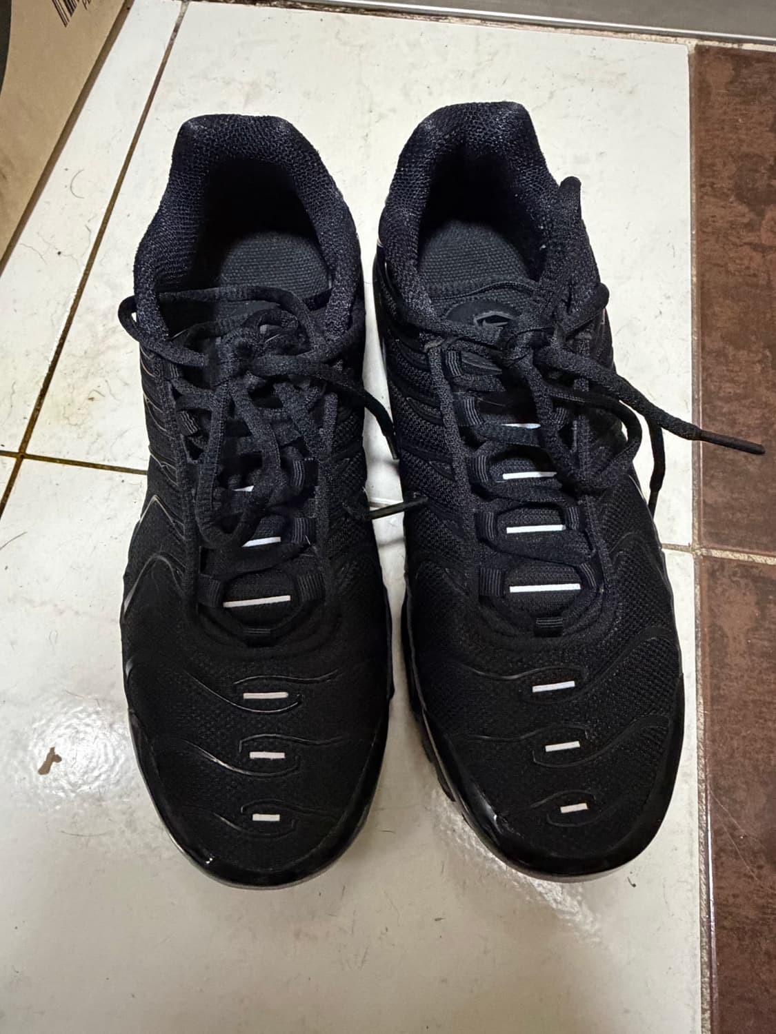 나이키 에어맥스 트리플 블랙(gs) 상품이미지2