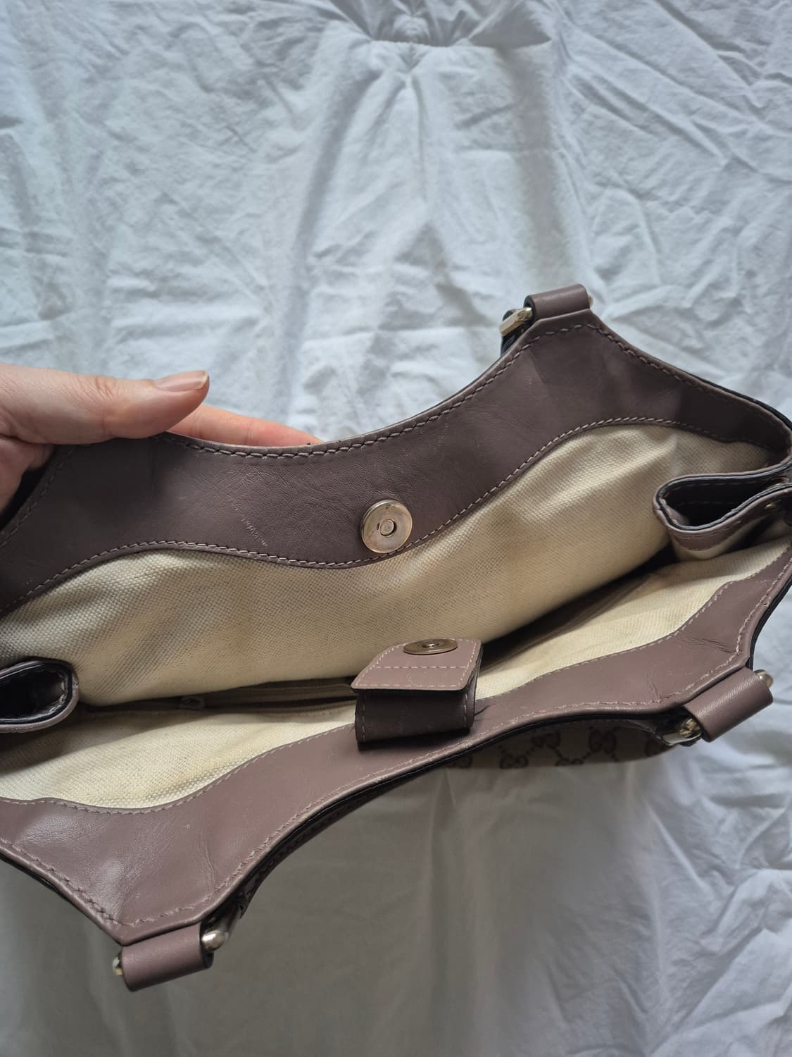 구찌 CG 로고 캔버스 토트백 상품이미지3