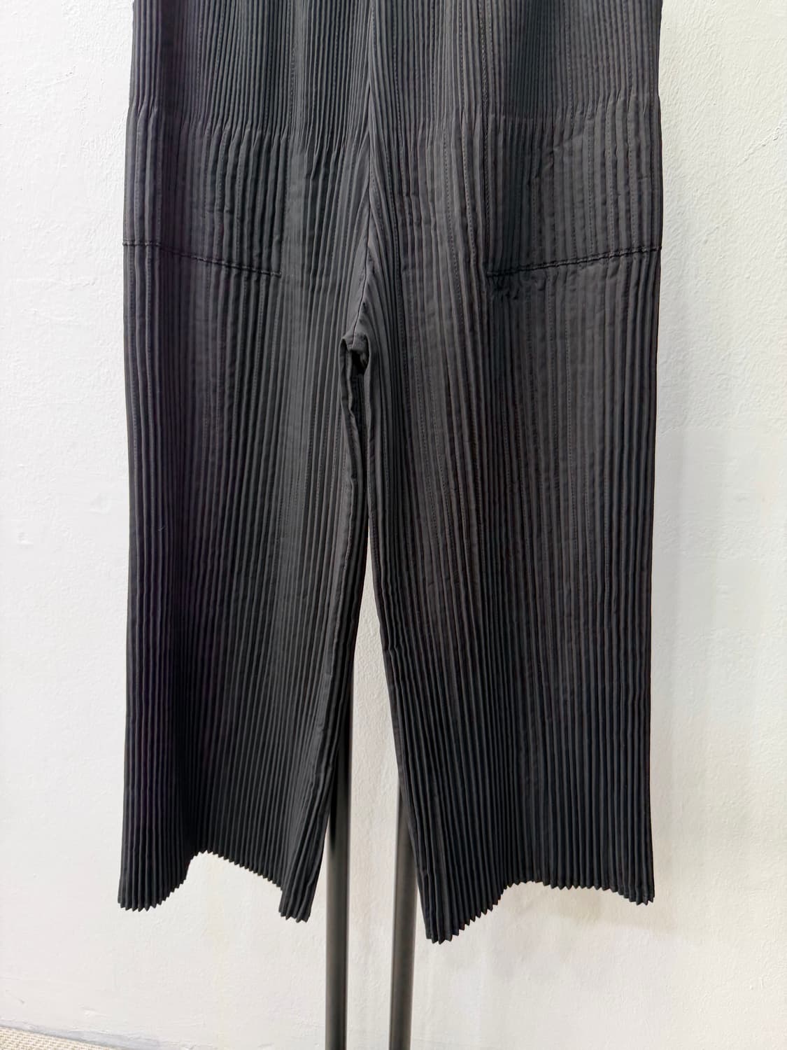 새제품) 플리츠미 25ss 팬츠 M(55-77) 상품이미지3