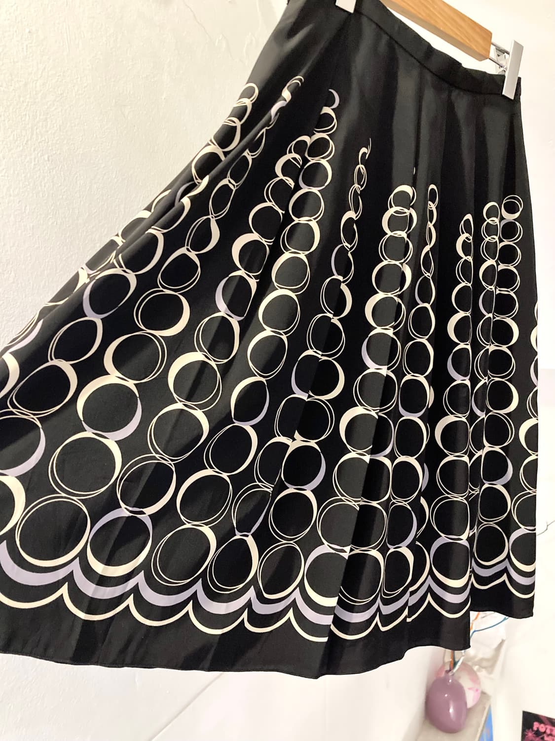 y2k 새틴 플레어 미디 스커트 상품이미지7