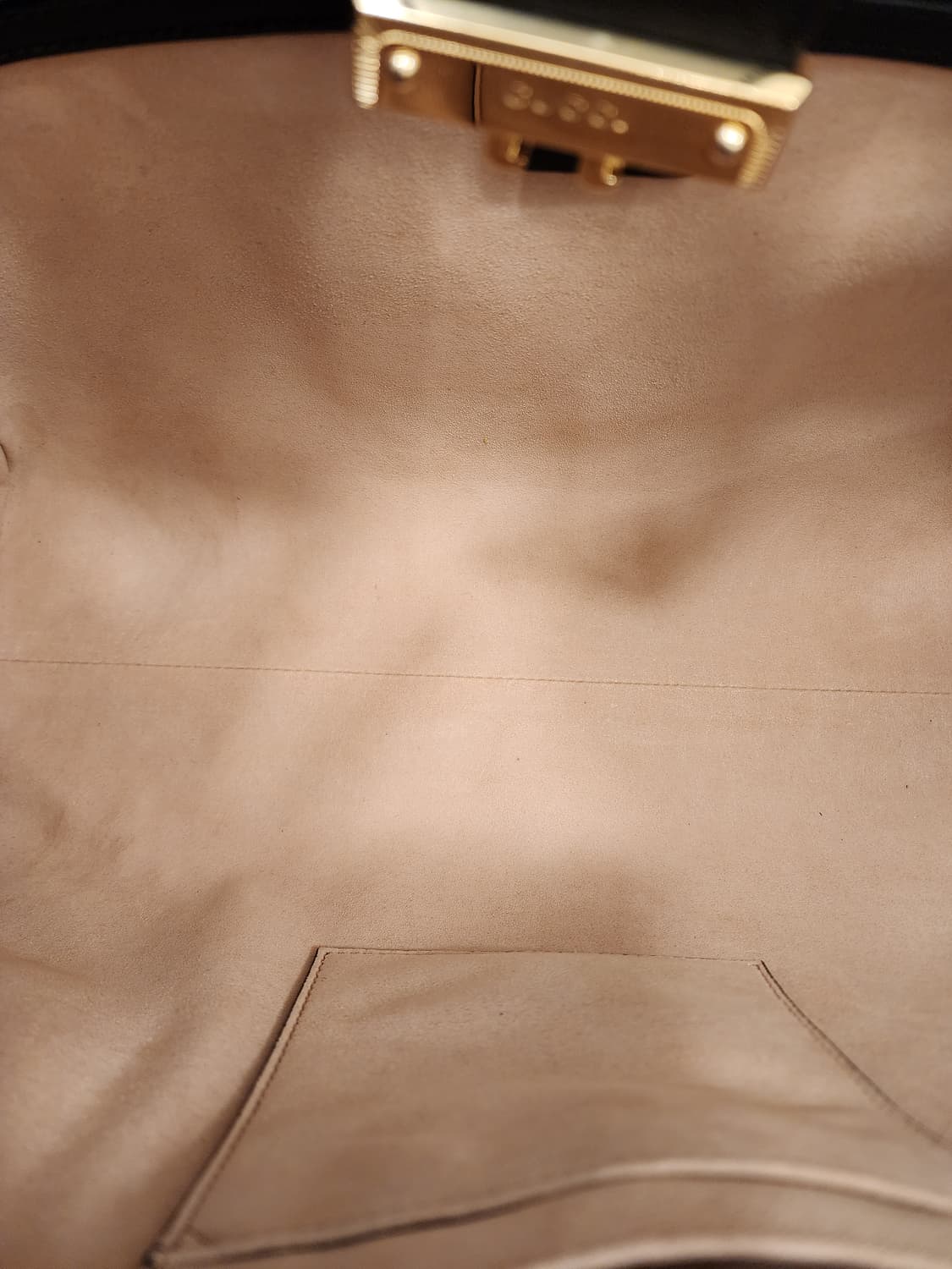 구찌 479197 꿀벌 GG 패드락 숄더백 미듐 상품이미지8