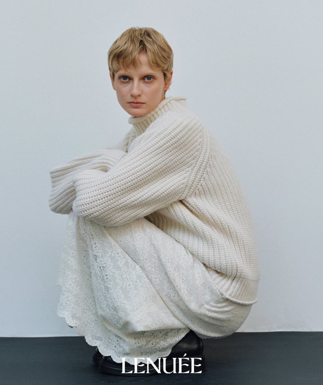 르누이 아이보리 니트 상품이미지1