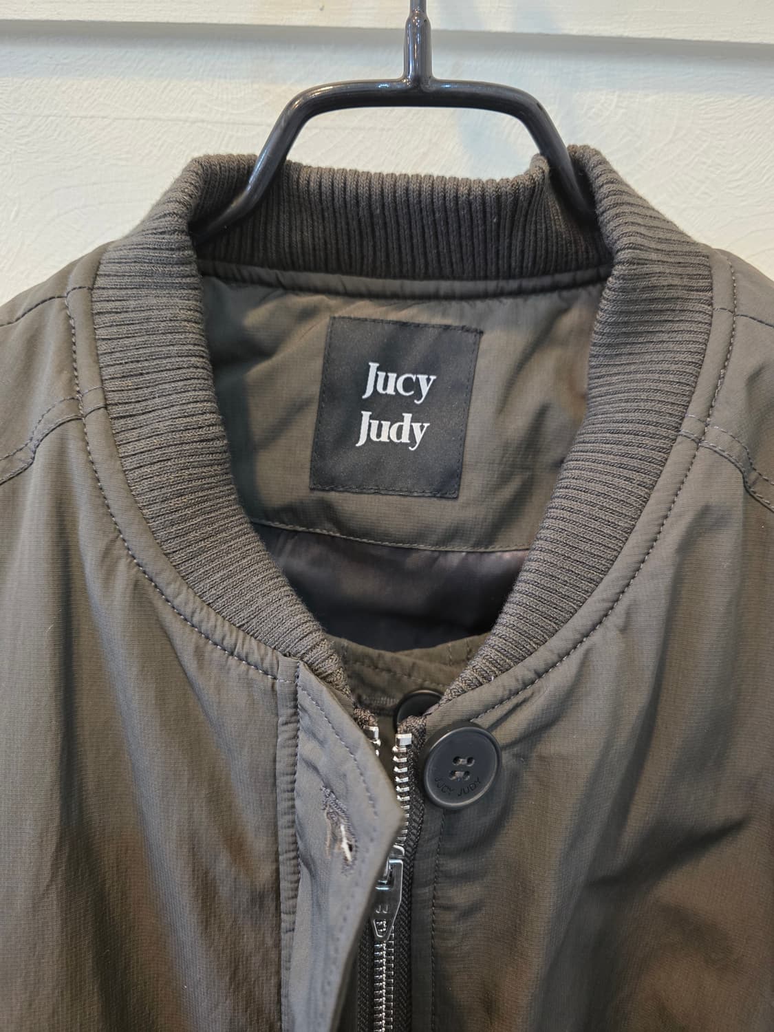 쥬시쥬디 카키색 MA-1항공점퍼 상품이미지1