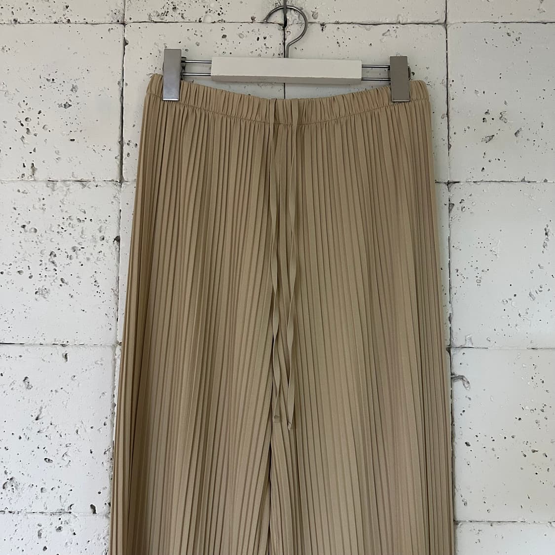 우먼M 유니클로 플리츠 팬츠 새상품 상품이미지2