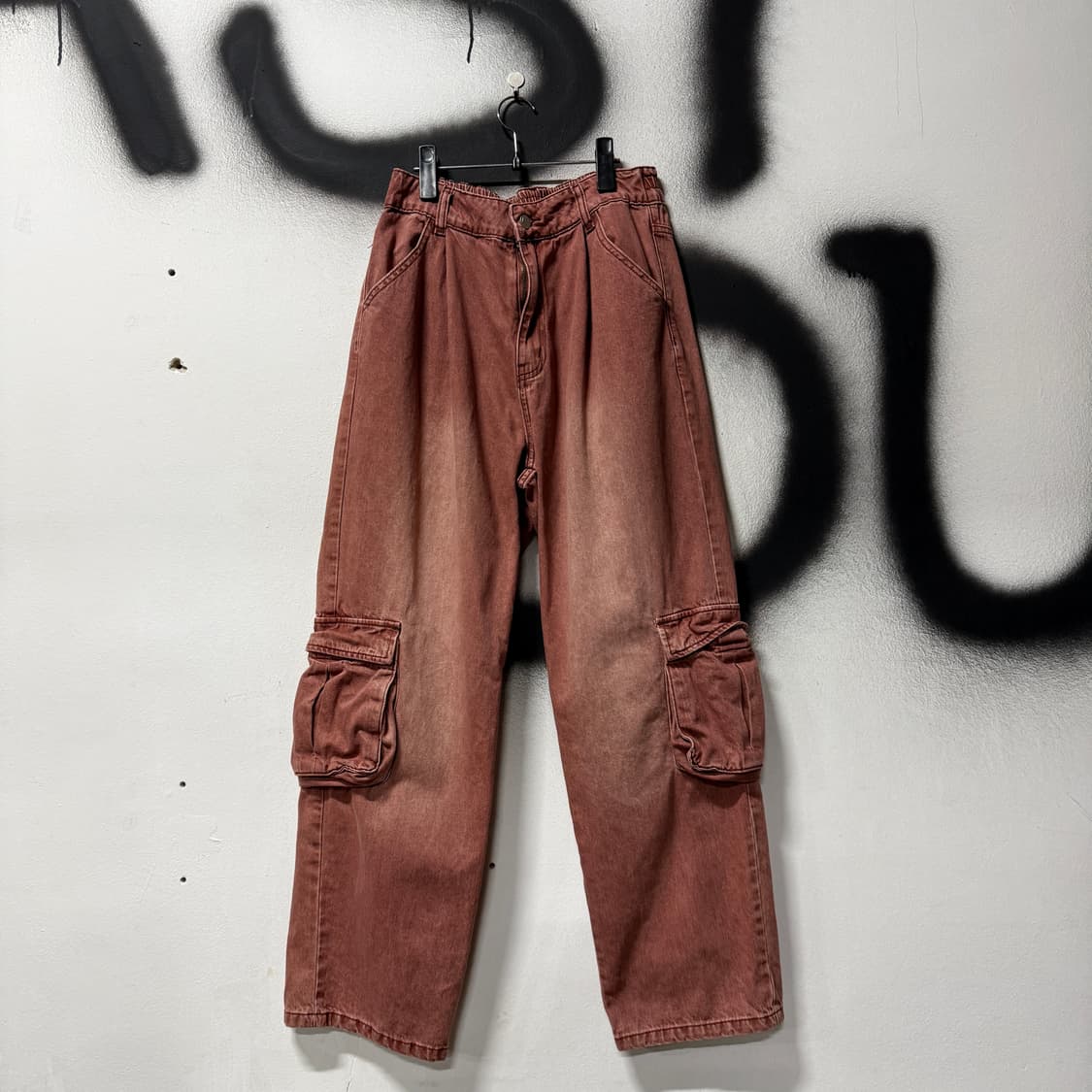 Xtonz 핑크 워싱 카고 세미 벌룬핏 와이드 데님 팬츠 상품이미지1