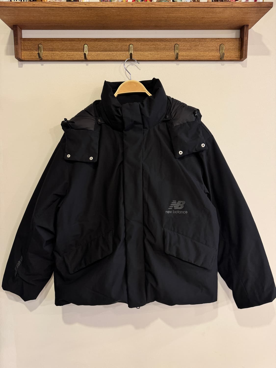 뉴발란스 케이브 구스 다운 패딩 (95 M 블랙) 상품이미지1